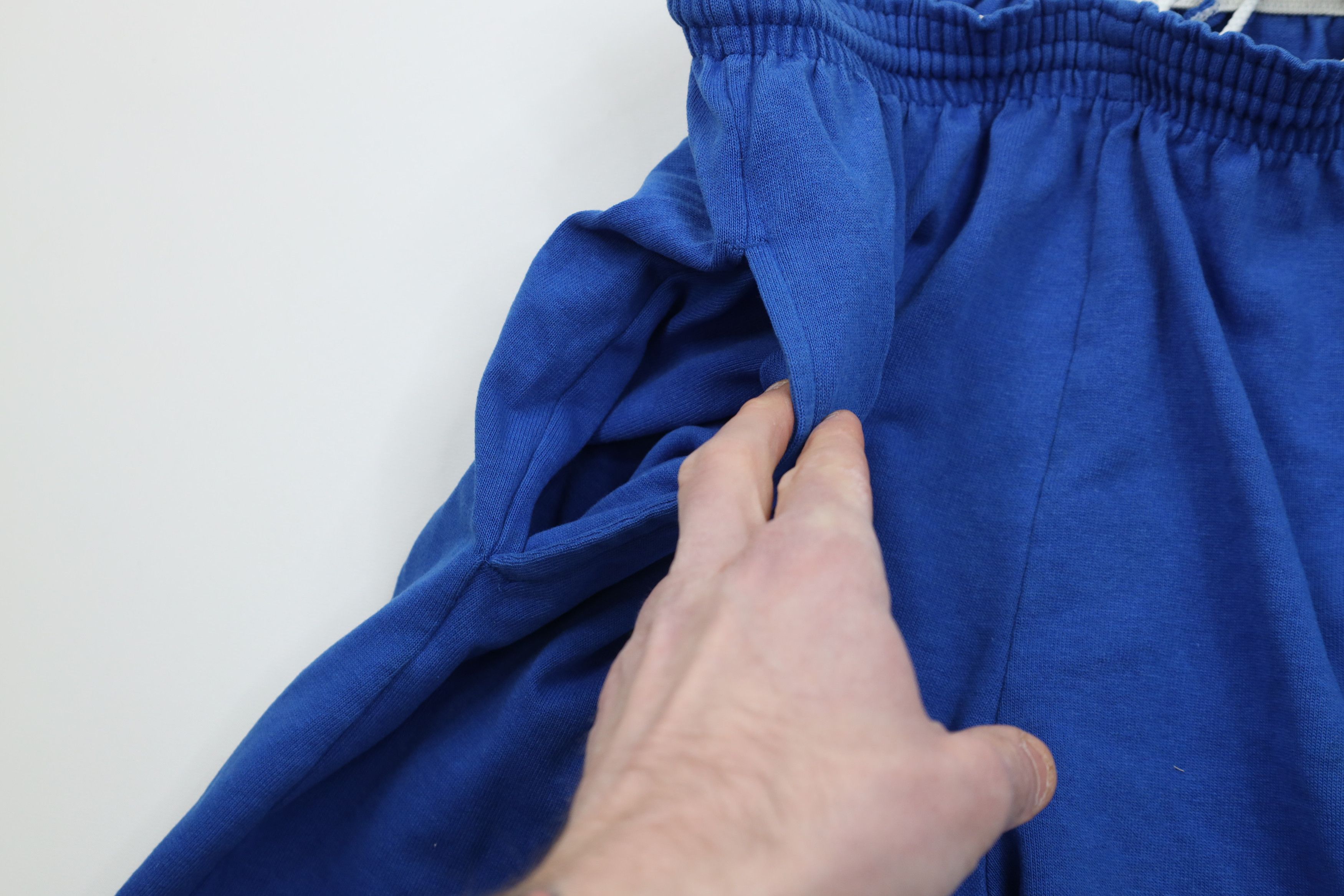 Champion Vintage 90s Champion Faded Above Knee Dad Shorts Royal Blue Size US 32 / EU 48 - 6 Thumbnail