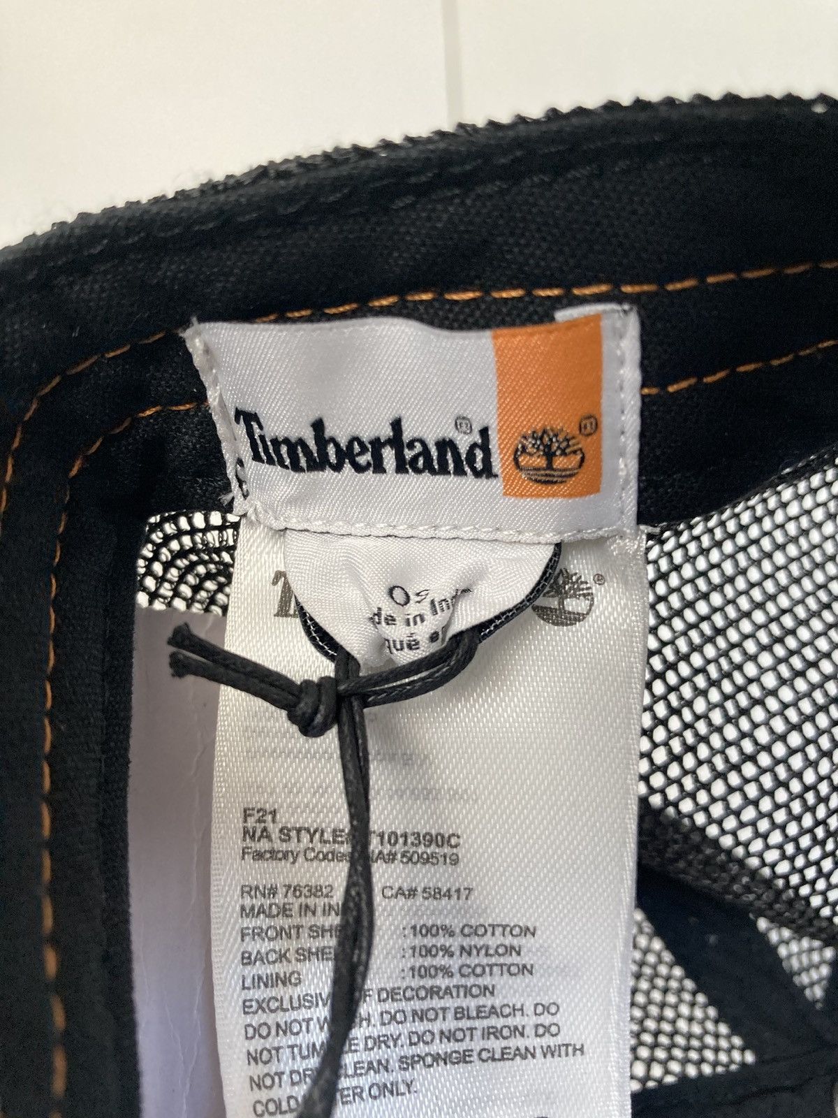 Timberland TIMBERLAND SOLID BLACK SNAPBACK HAT CAP MESH LOGO TRUCKER 🆕 Size ONE SIZE - 14 Thumbnail