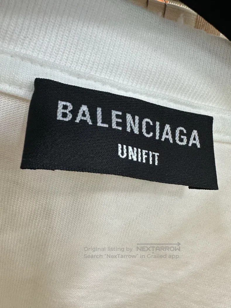 Balenciaga Balenciaga Big Ripped Short Sleeve, Size S Size US S / EU 44-46 / 1 - 3 Thumbnail