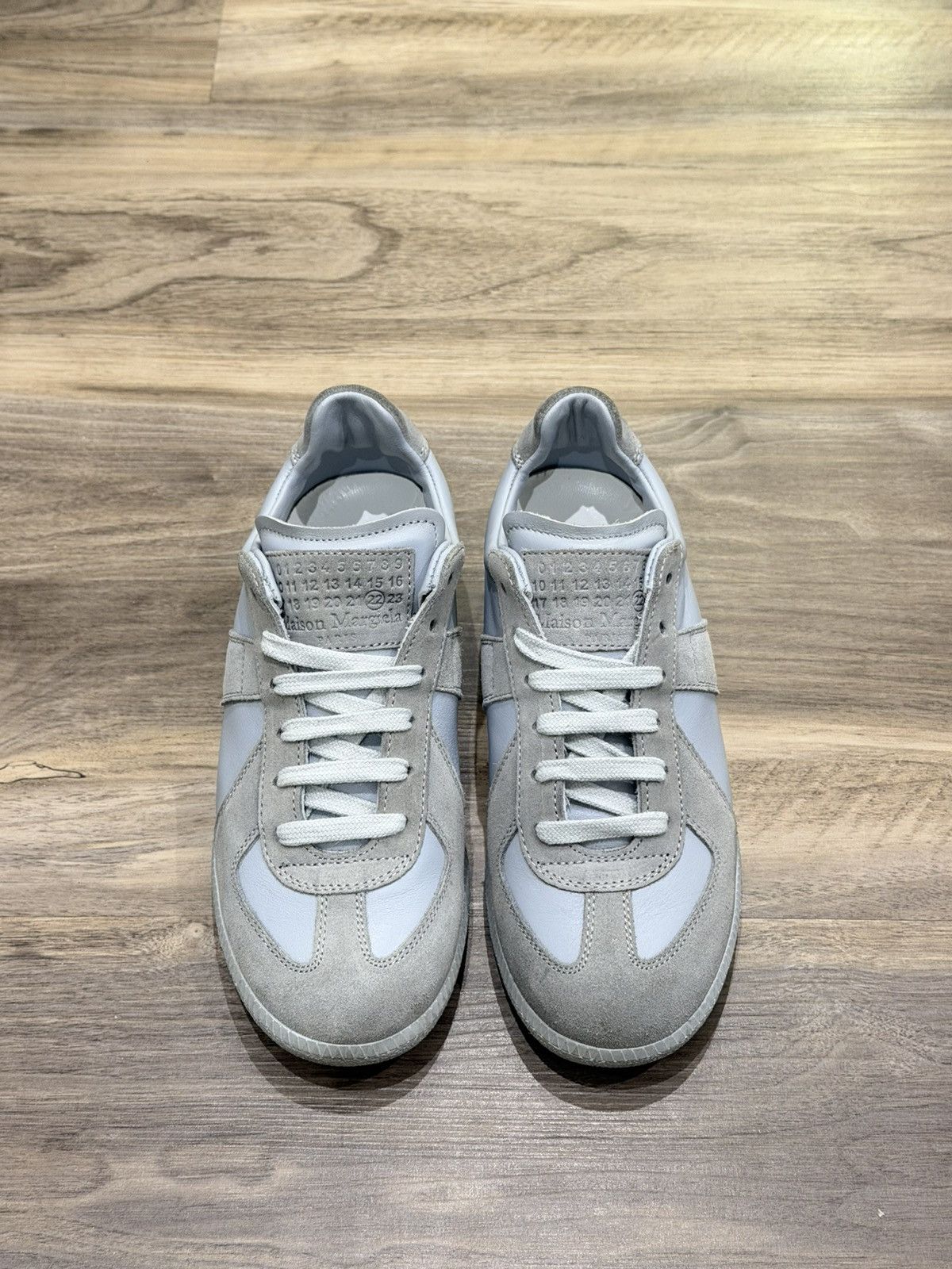 Maison Margiela Rare Maison Margiela Replica GAT EU 36 Tonal Grey Size US 6 / IT 36 - 1 Thumbnail
