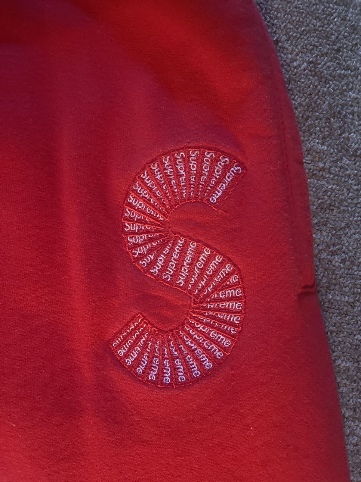 Supreme Supreme S Logo Sweatpants (FW20) Size US 36 / EU 52 - 2 Thumbnail