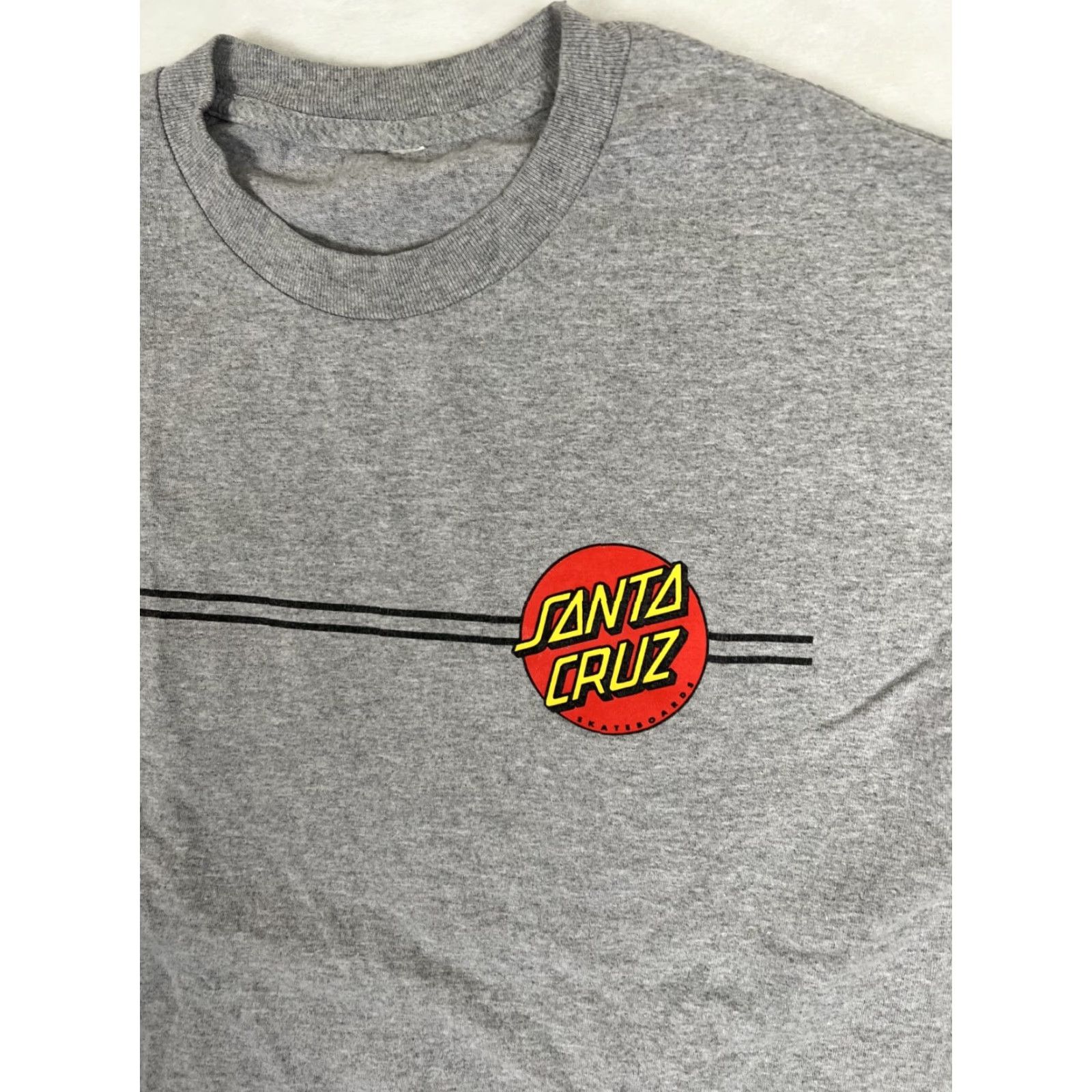 Vintage VINTAGE Santa Cruz T-Shirt Shirt Medium Gray OG Logo 90s Beach Men Mens Short Sleeve Crew Neck Cotton Vintage 2000s Y2K All Seasons Size US M / EU 48-50 / 2 - 2 Thumbnail