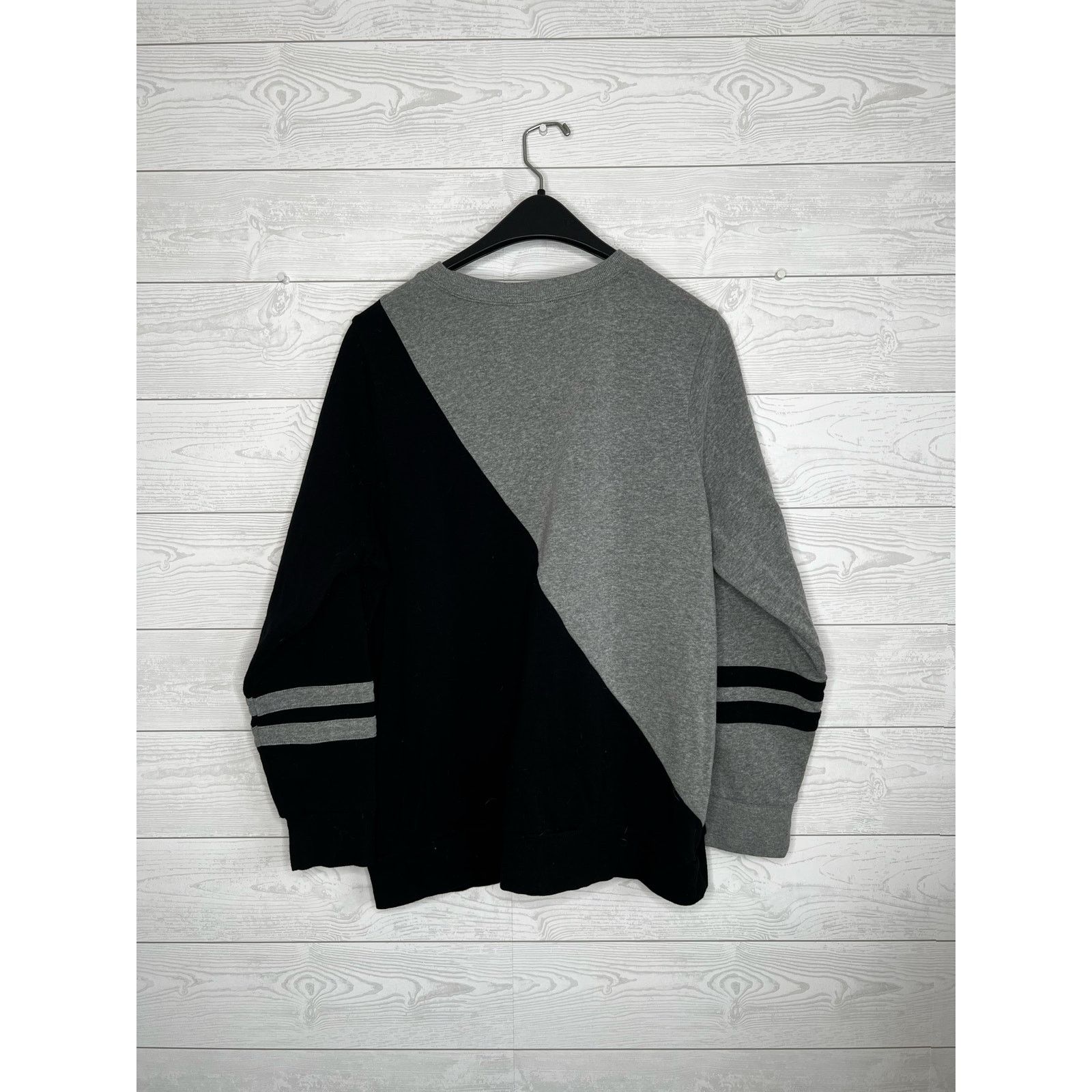Torrid Torrid Colorblock Sweatshirt Grey & Black Size 1(1X) Size XL / US 12-14 / IT 48-50 - 3 Thumbnail
