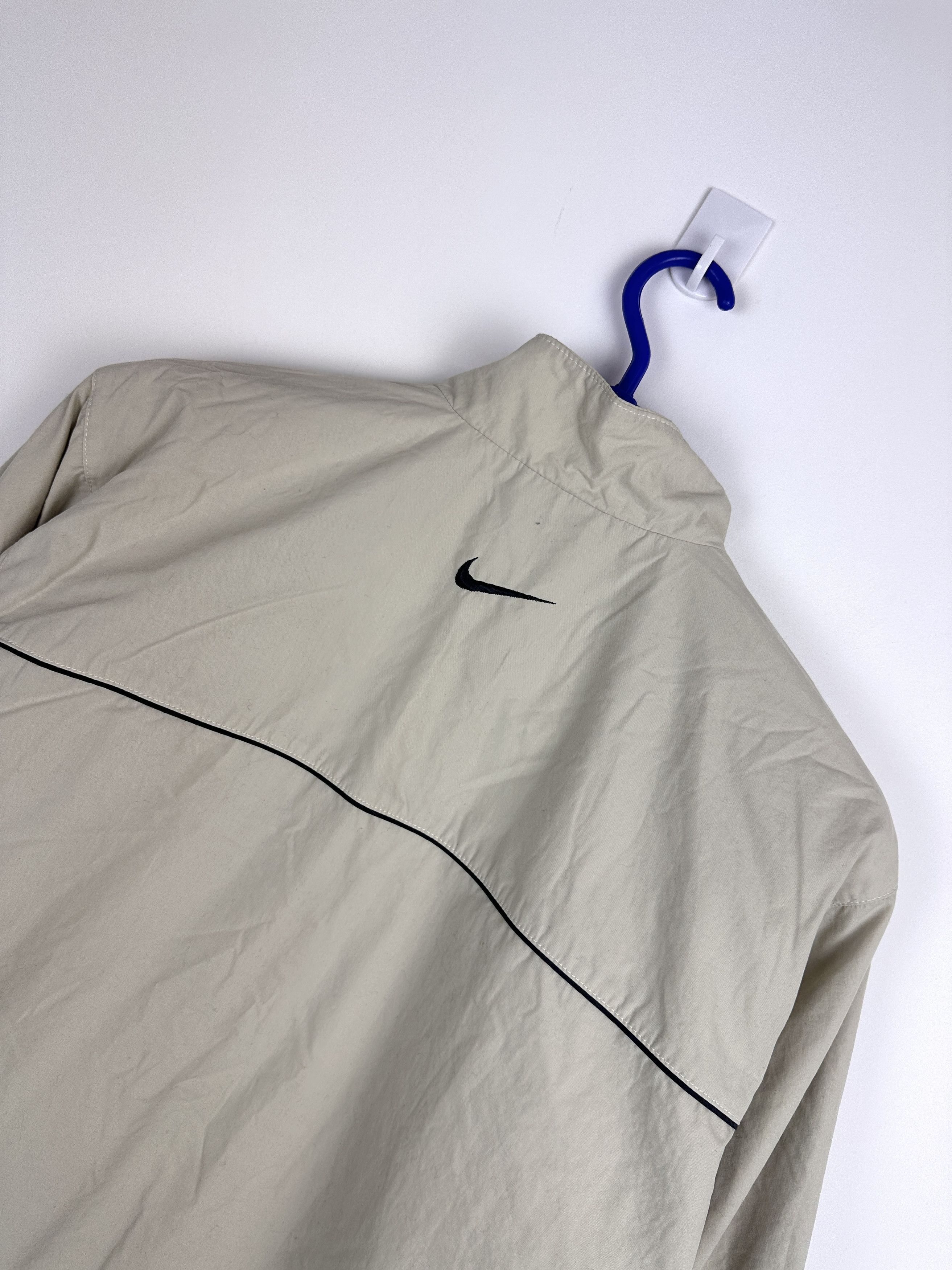 Nike Vintage Nike swoosh creamy jacket M Size US M / EU 48-50 / 2 - 8 Thumbnail
