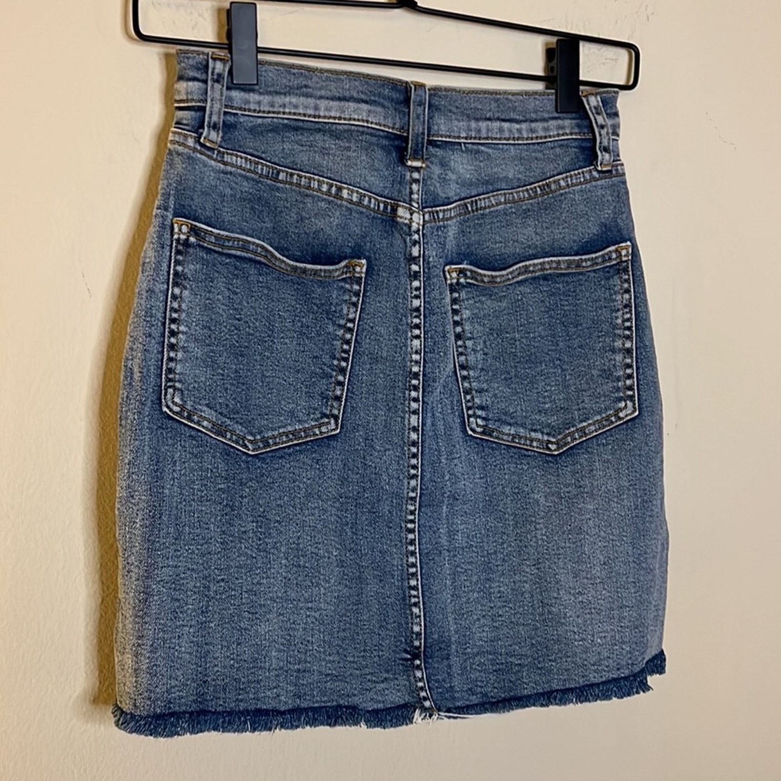 Aritzia Aritzia Wilfred Free Tanit Denim Skirt Size 2 Size 34" / US 12 / IT 48 - 6 Thumbnail