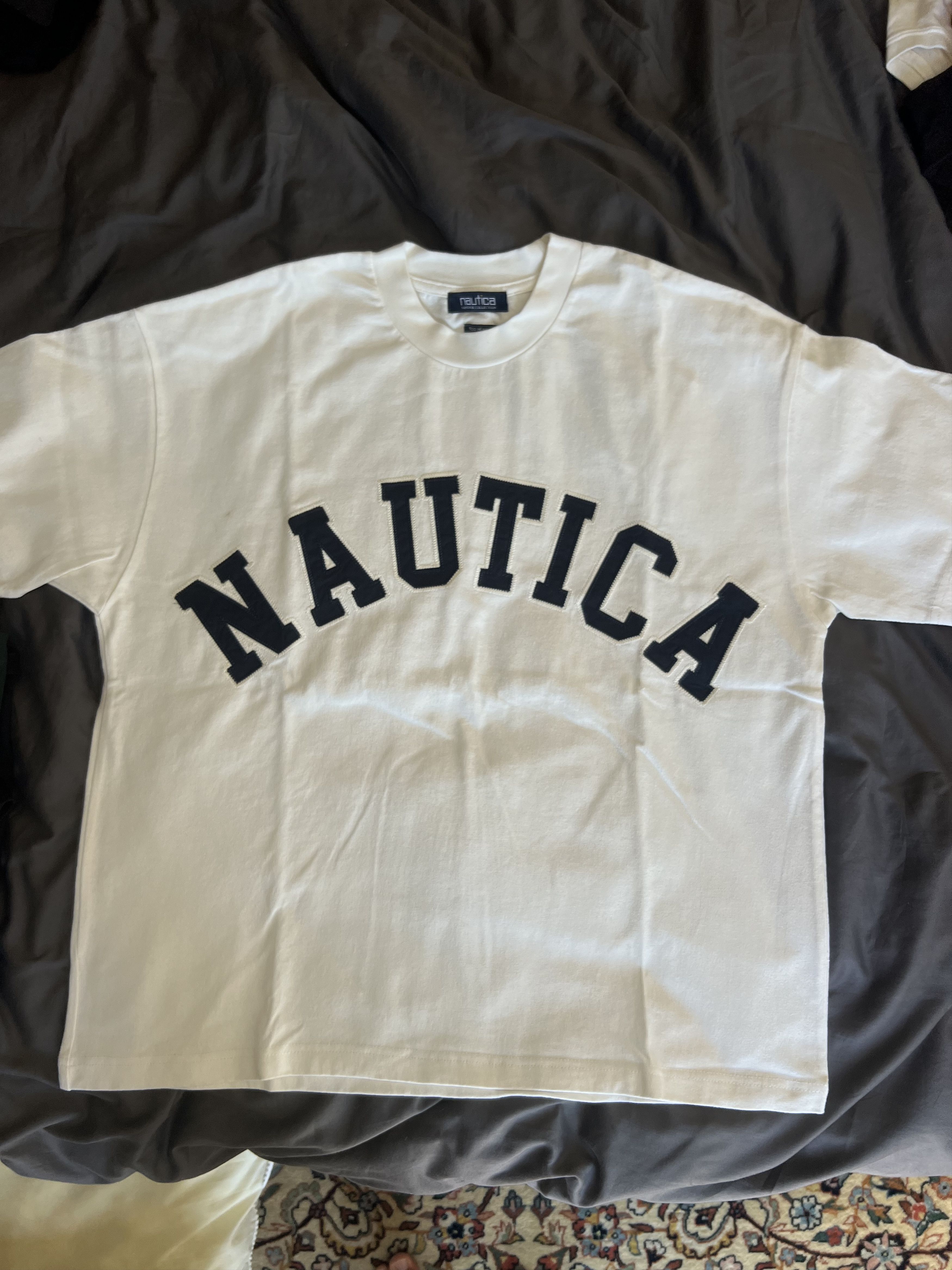 Nautica Nautica White T-Shirt – M/L – Oversized Fit – Vintage USA Size US M / EU 48-50 / 2 - 3 Thumbnail