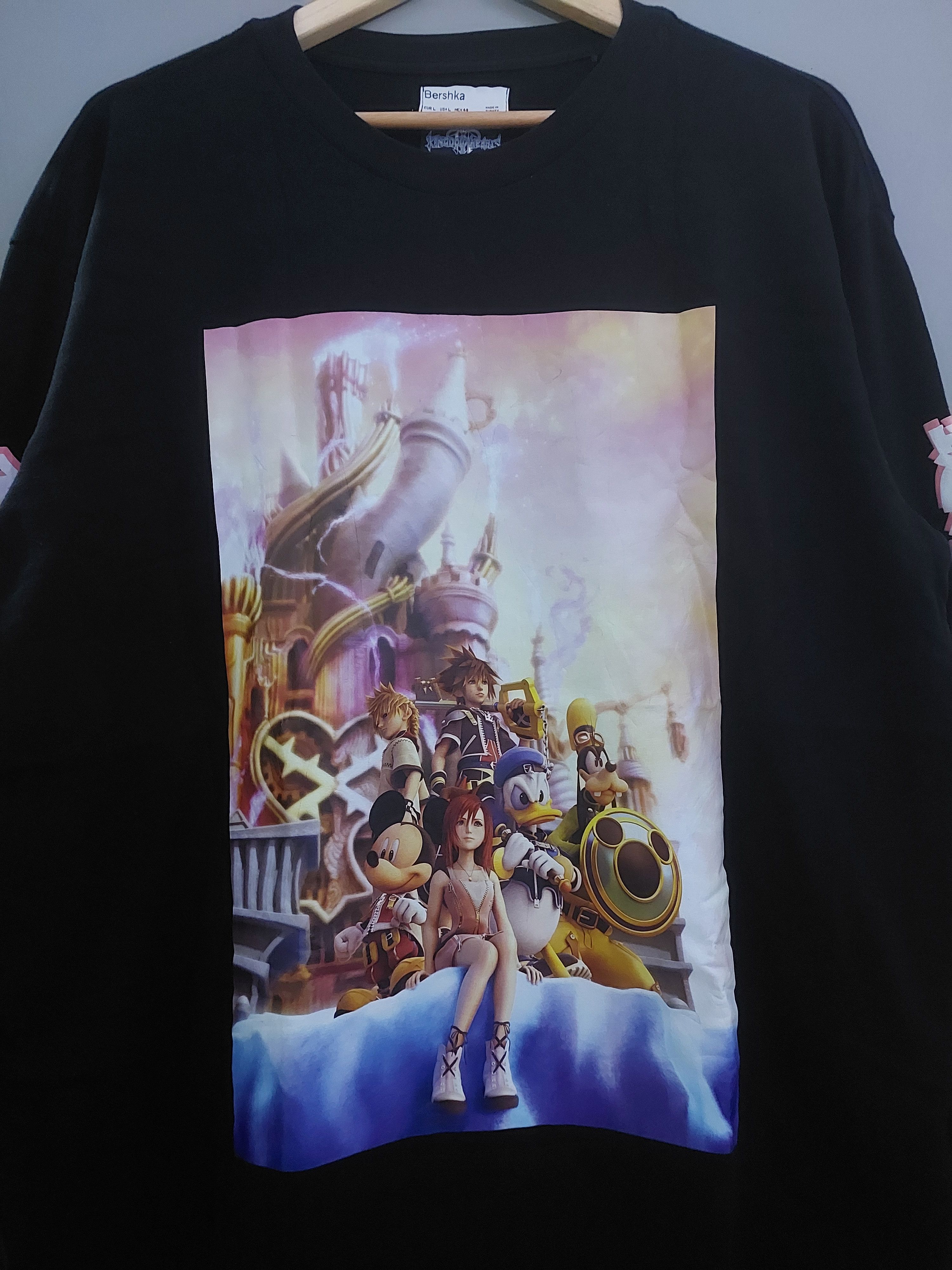 Anime × Playstation KINGDOM HEARTS DISNEY GAMES ANIME T-SHIRT Size US L / EU 52-54 / 3 - 6 Thumbnail