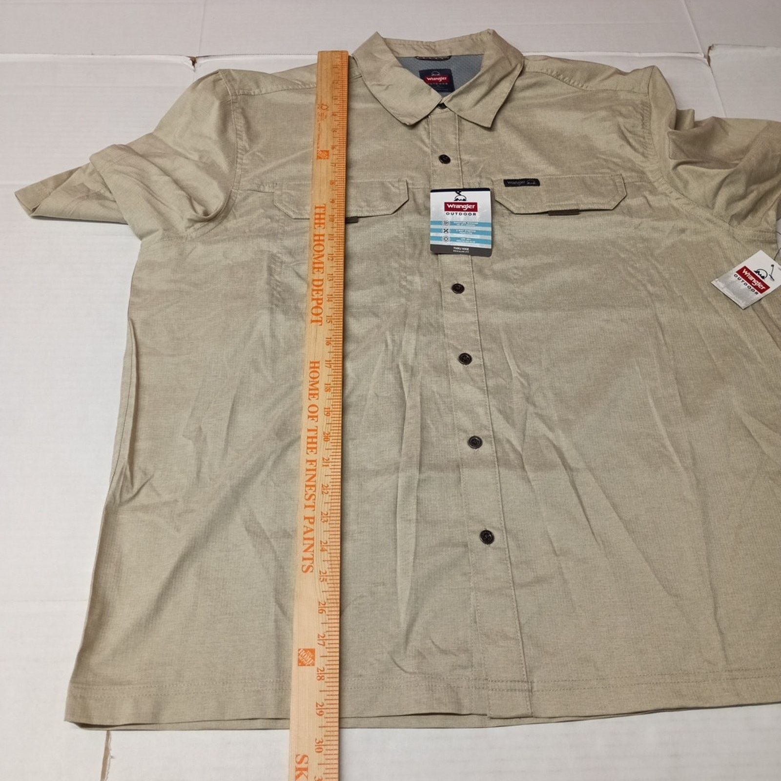 Wrangler Wrangler Men's XL Beige Thru Hike Shirt Vented UPF 40+ Size US XL / EU 56 / 4 - 7 Thumbnail