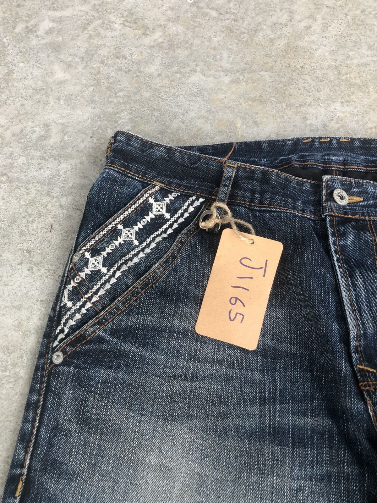 If Six Was Nine Hideway Nicole Flared Jeans Navajo Style Size US 32 / EU 48 - 15 Thumbnail