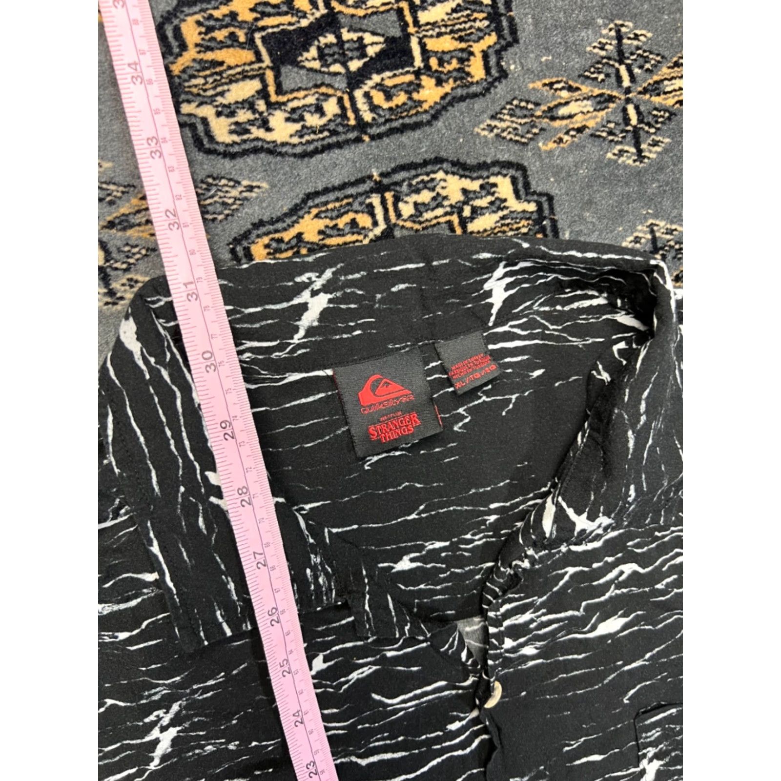 Quiksilver Stranger Things Quiksilver XL Black Button-Up Shirt User: Stranger Things Quiksilver XL Black Button-Up Shirt Size US XL / EU 56 / 4 - 4 Thumbnail