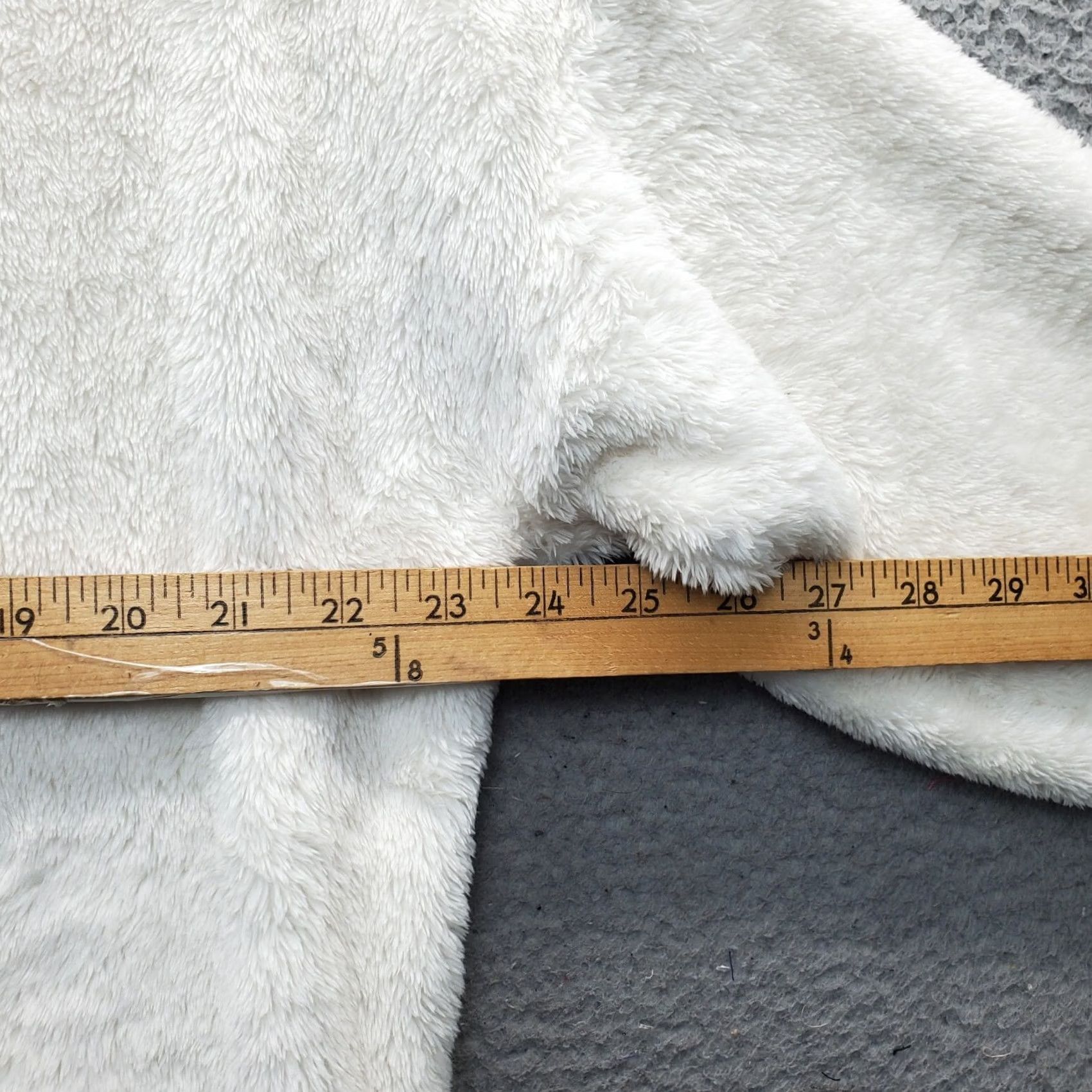 Vintage Aerie Hoodie Womens M Tan Faux Fur Fleece Ribbed Cuff Hem Long Sleeve Full Zip Size M / US 6-8 / IT 42-44 - 4 Thumbnail