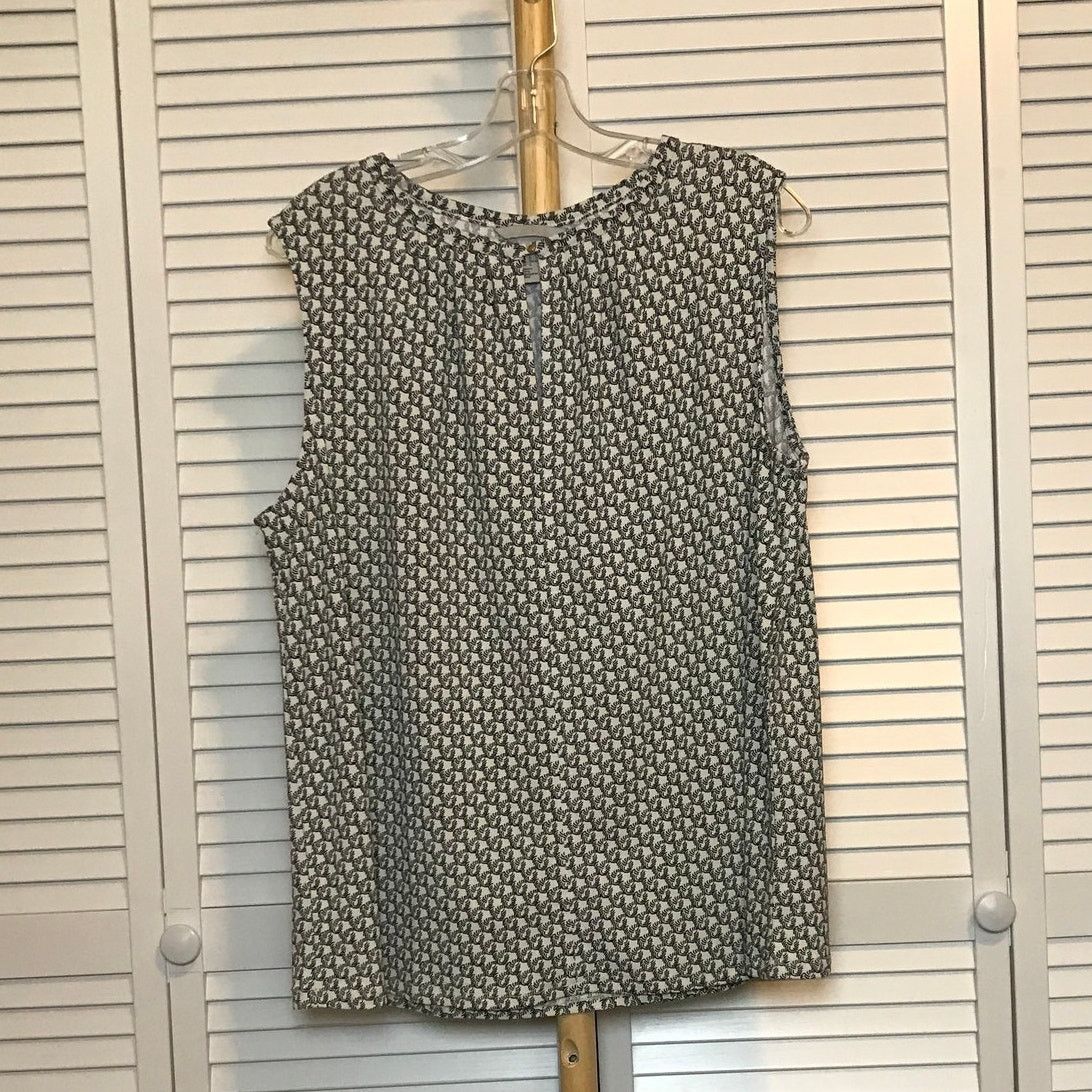 H&M H&M Geometric Pleated Keyhole Neckline Sleeveless Blouse L Size L / US 10 / IT 46 - 1 Thumbnail