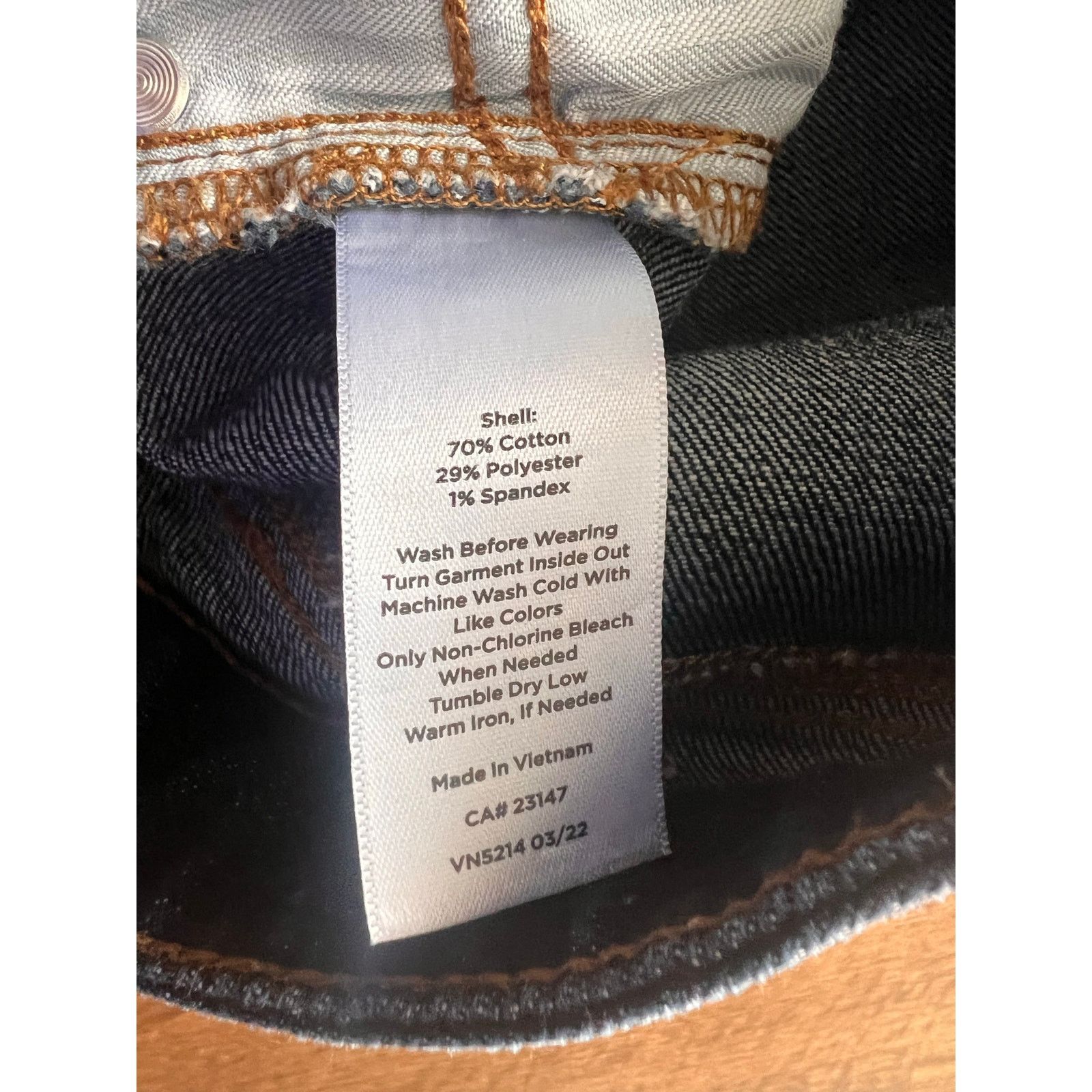 Talbots Talbots High Rise Barely Boot Jean Curvy Size 10 Size 32" / US 10 / IT 46 - 7 Thumbnail