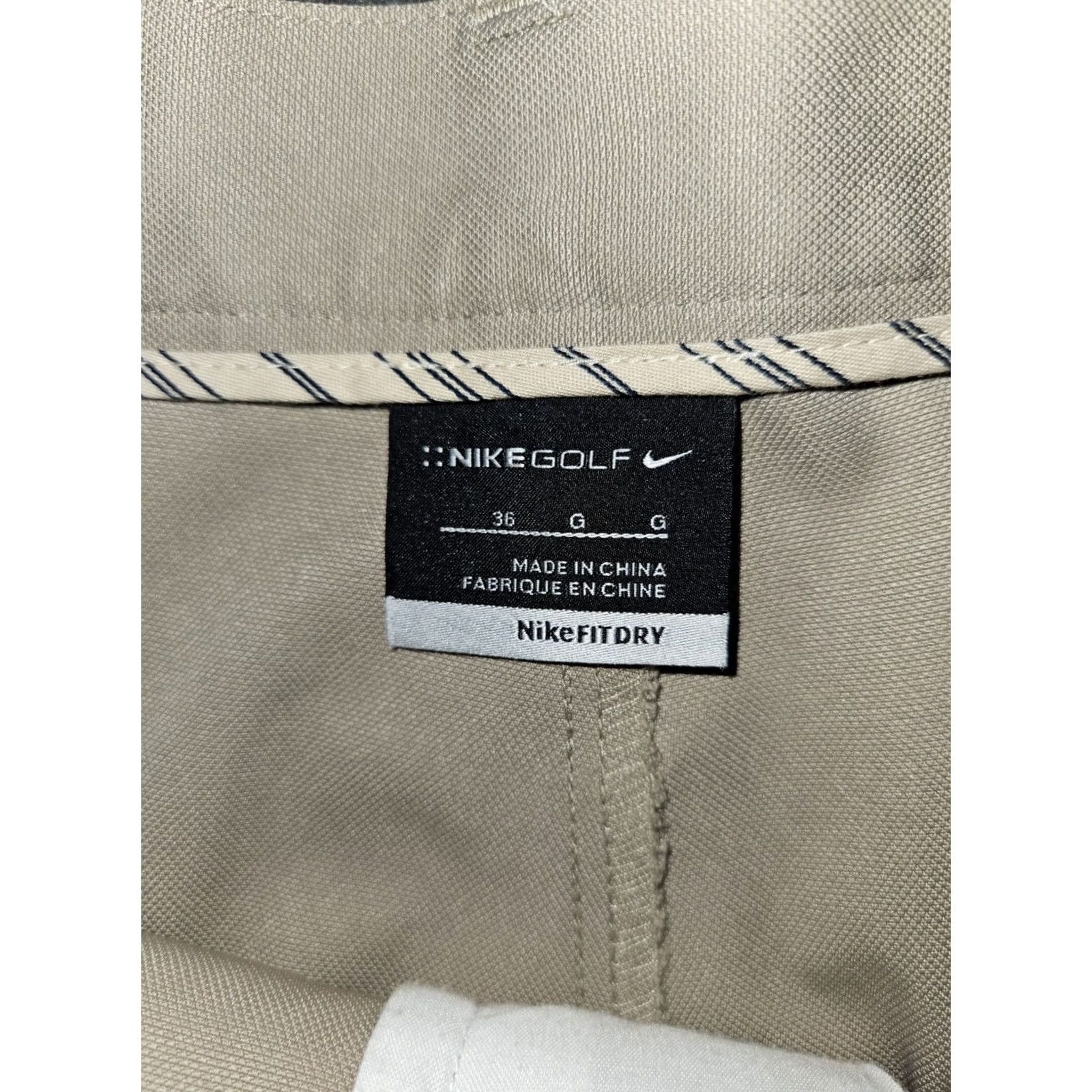 Nike Nike Golf Chino Shorts Men's 36 Khaki Pleated Fit Casual Outdoors Active Size US 36 / EU 52 - 2 Thumbnail