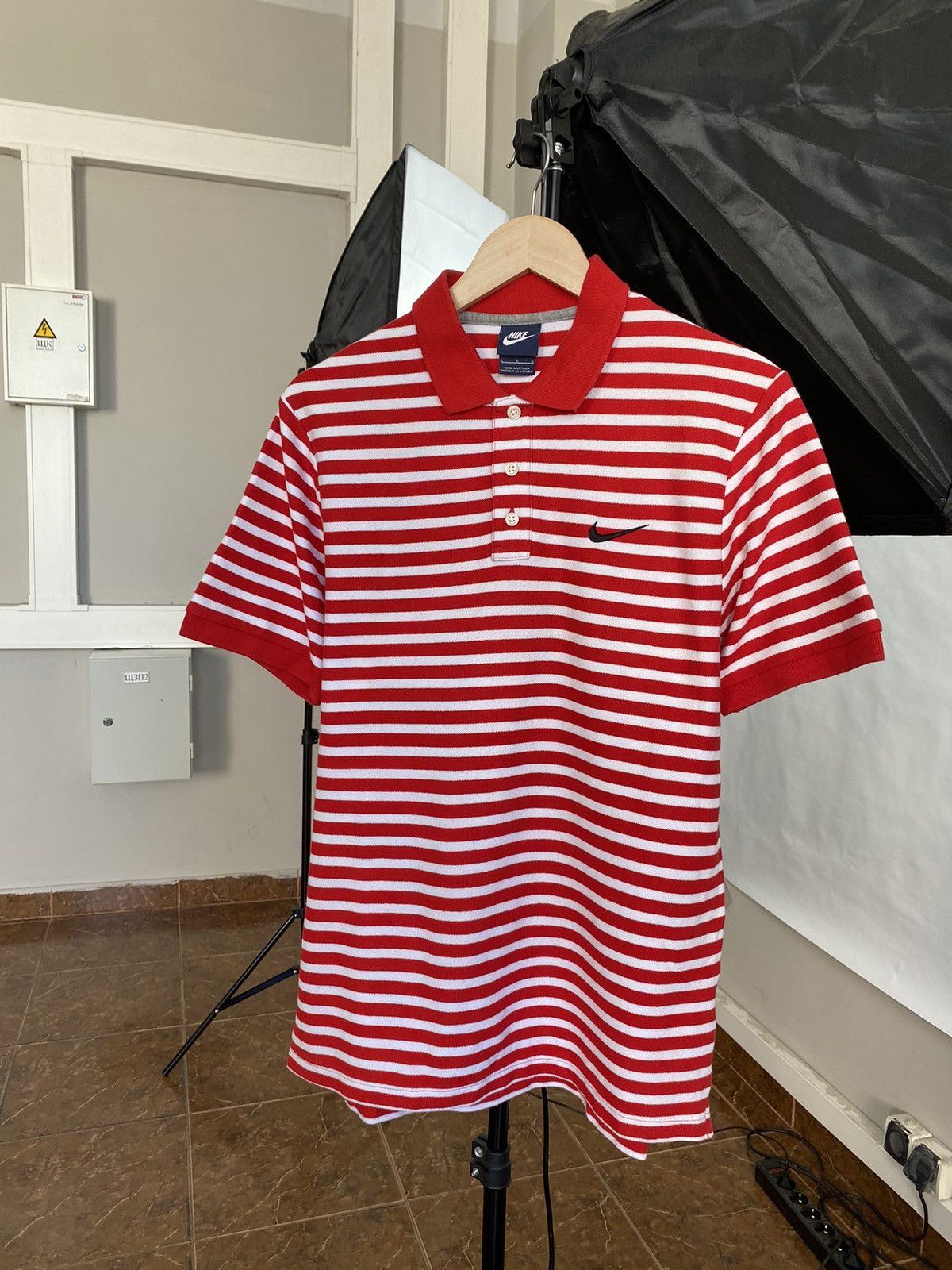 Nike 🇺🇸 Vintage Nike polo t-shirt rare retro hype Y2K Size US L / EU 52-54 / 3 - 1 Thumbnail