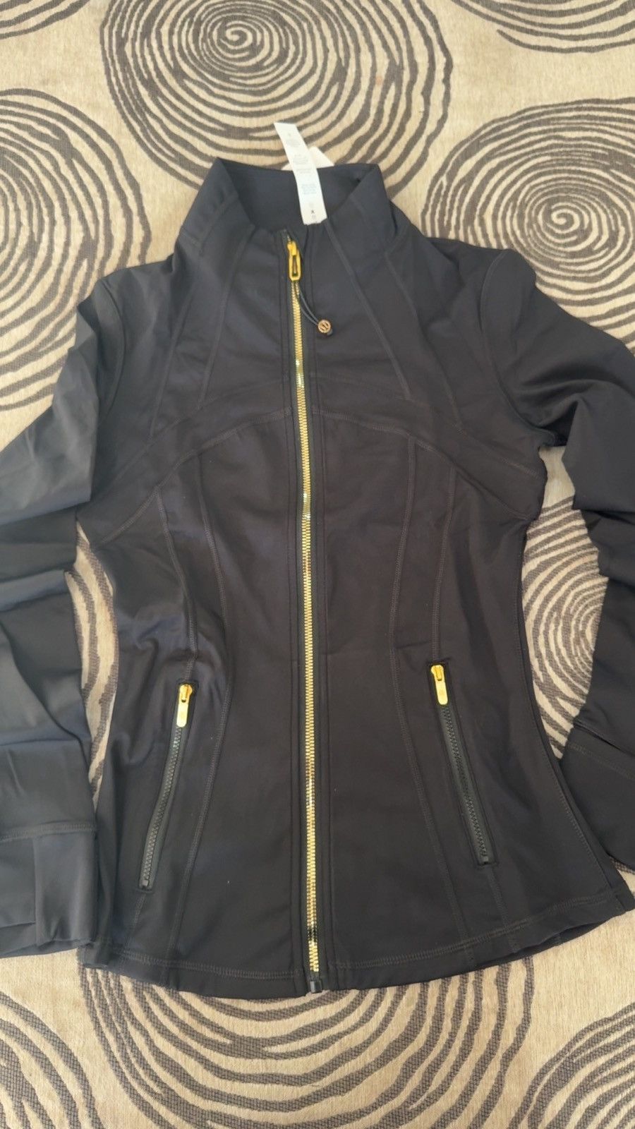 Lululemon Lululemon Definer Jacket Size XS / US 0-2 / IT 36-38 - 1 Thumbnail