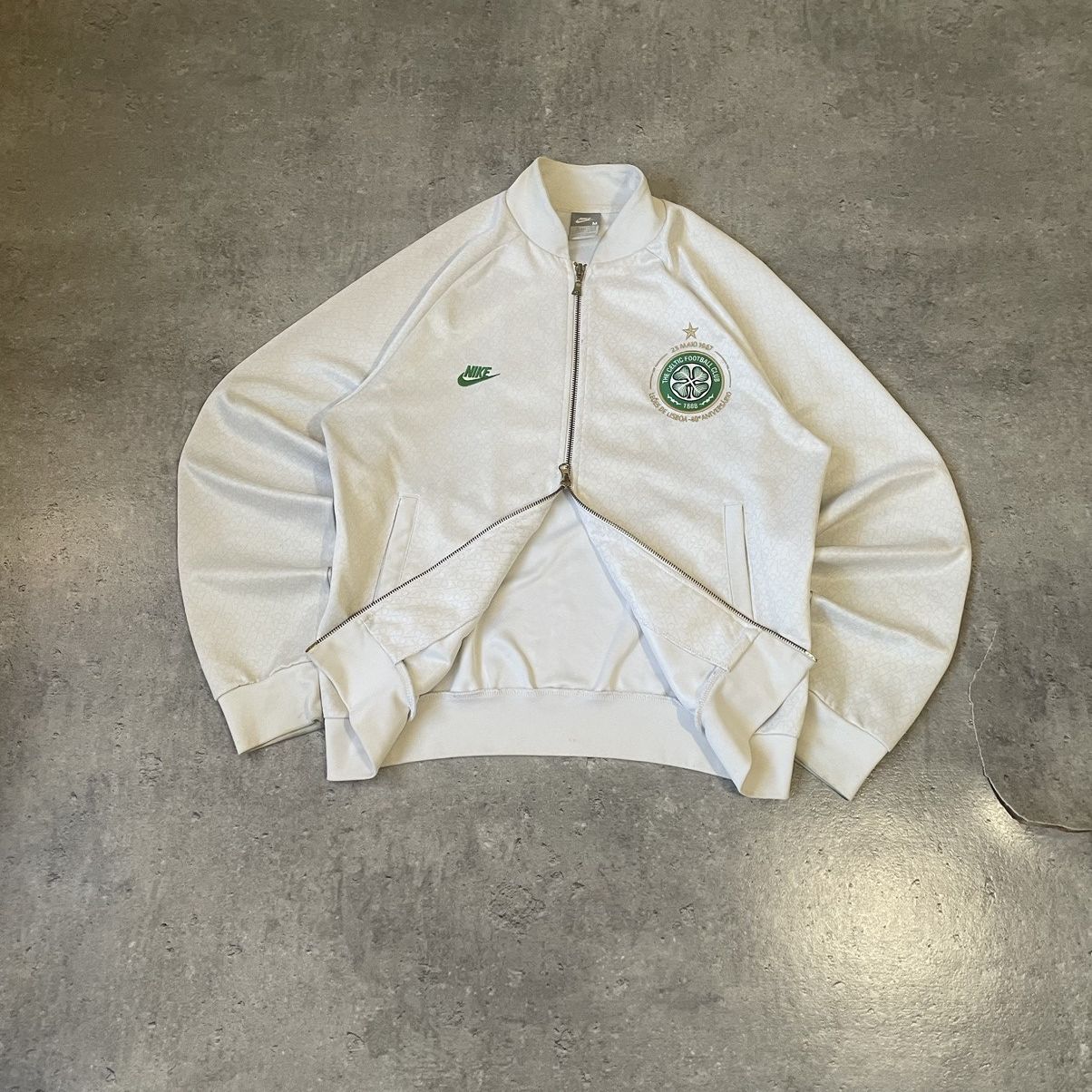 Nike × Vintage Vintage Nike Celtic 90s Double Sided Zip-hoodie Size US M / EU 48-50 / 2 - 2 Thumbnail