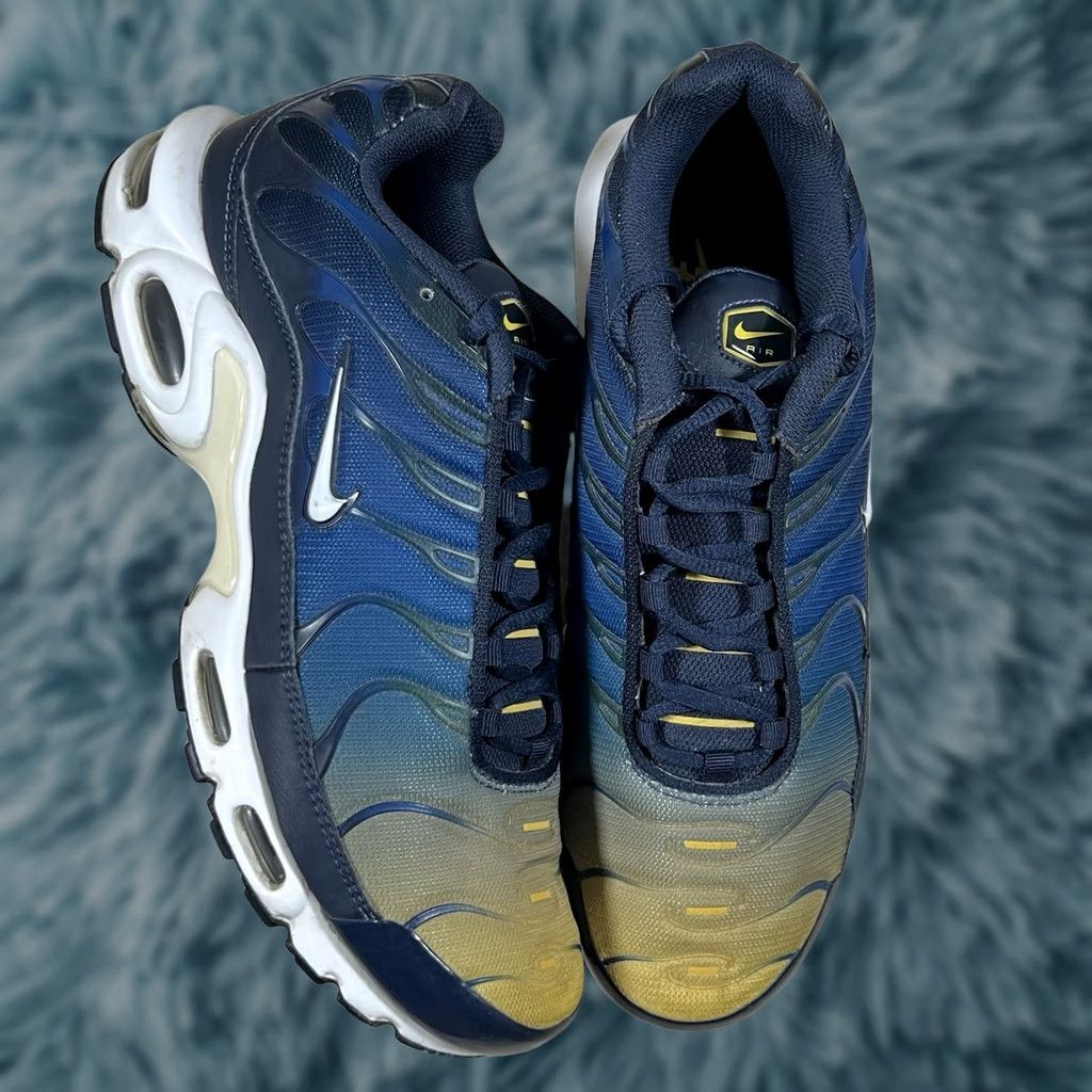 Nike Nike Air Max Plus Gradient Pack 852630-407 Men Sneaker 11 Blue Navy Lemon 2018 Size US 11 / EU 44 - 1 Thumbnail