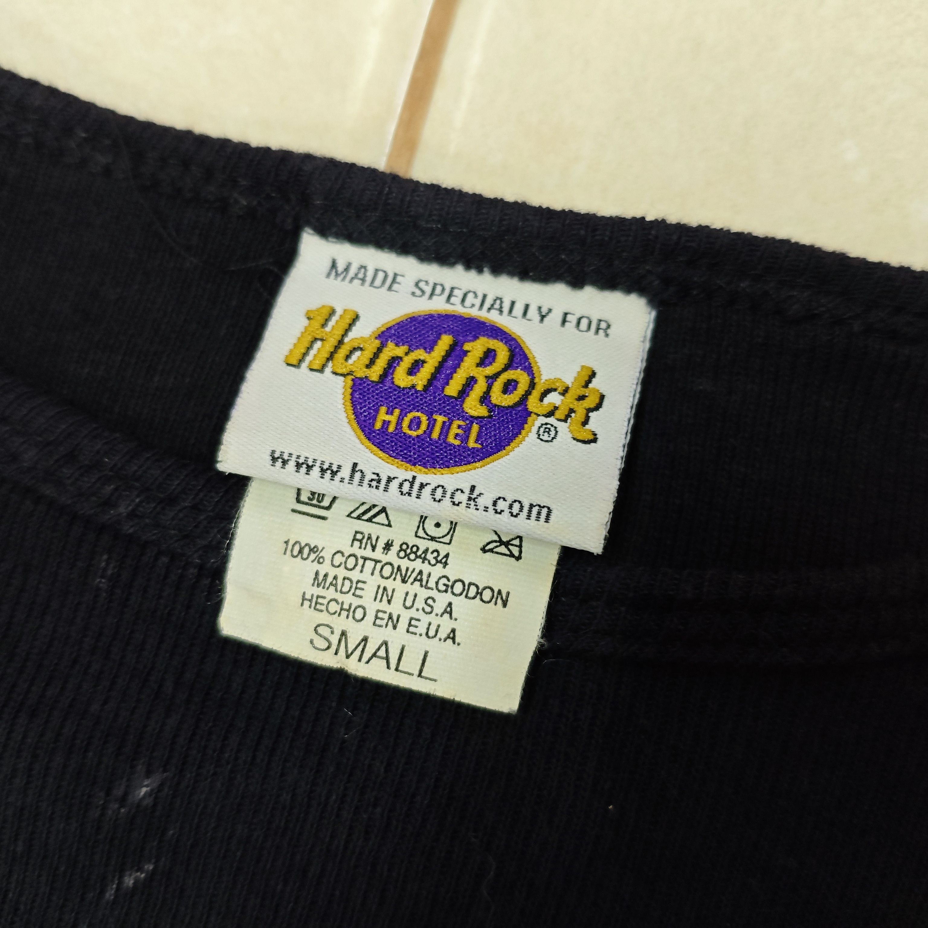Hard Rock Cafe 90s HARD ROCK HOTEL Orlando Vintage Body Fit Paisley Tee Size S / US 4 / IT 40 - 7 Thumbnail