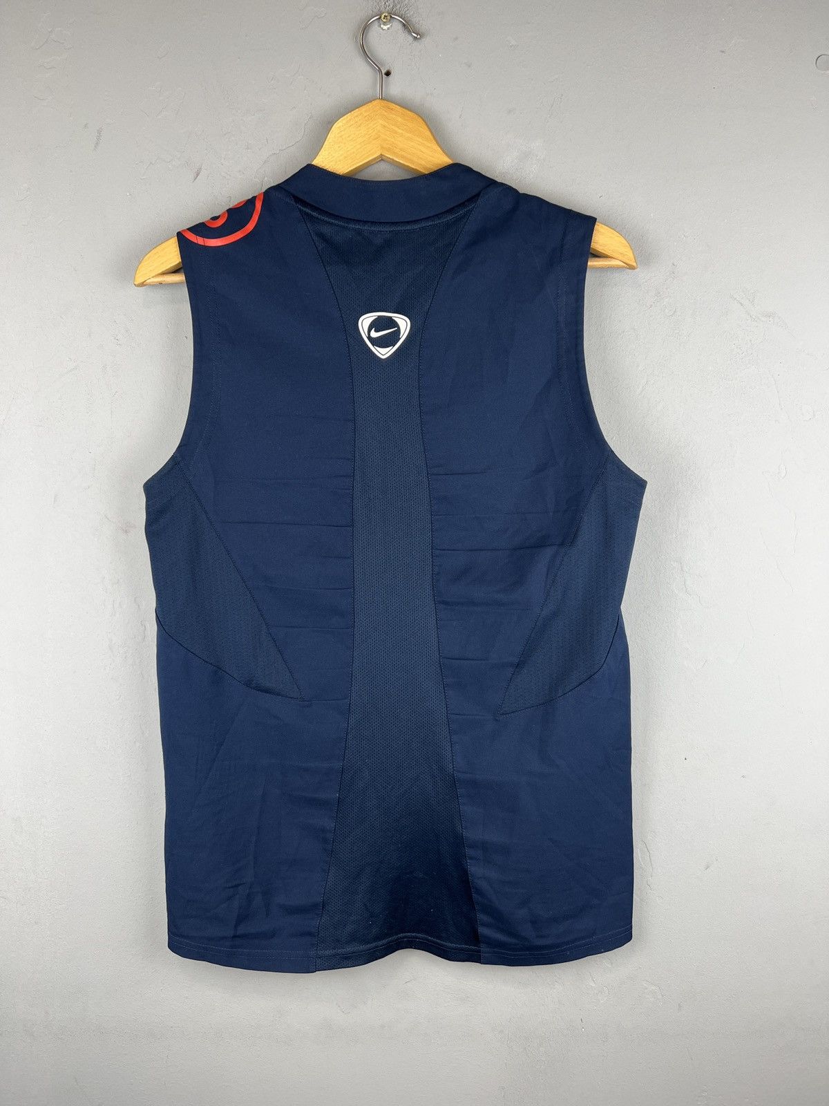 Nike Vintage Nike Total 90 Tank Top A-Shirt Y2K Drill Style Size US M / EU 48-50 / 2 - 3 Thumbnail