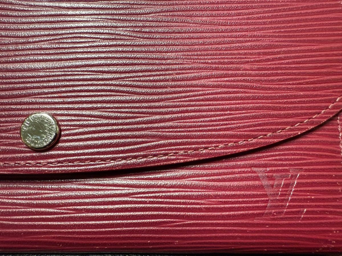 Louis Vuitton Louis Vuitton Epi Sarah NM3 Leather Wallet Size ONE SIZE - 3 Thumbnail