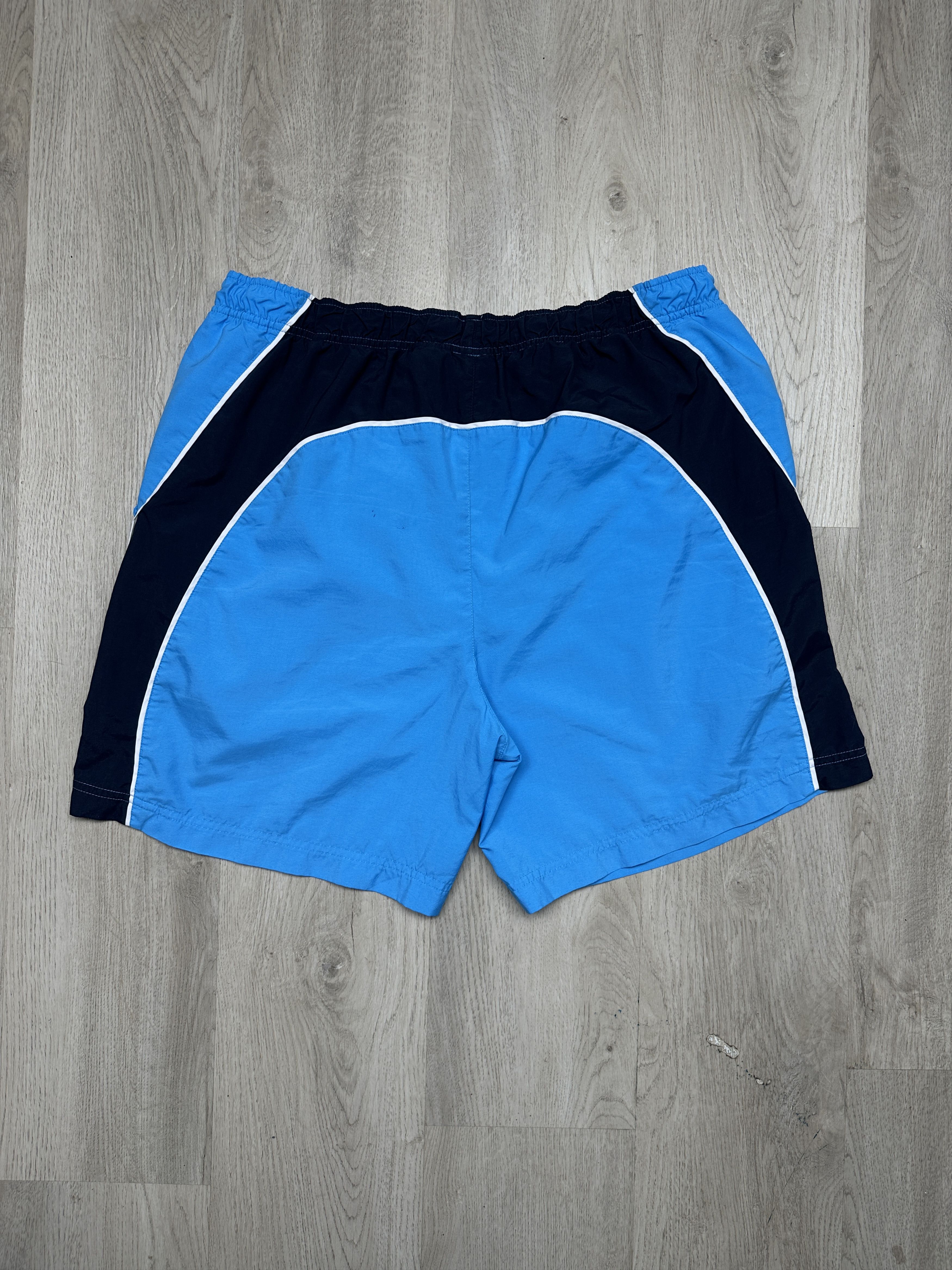 Nike Nike Vintage Mens Nylon Shorts Size US 36 / EU 52 - 9 Thumbnail