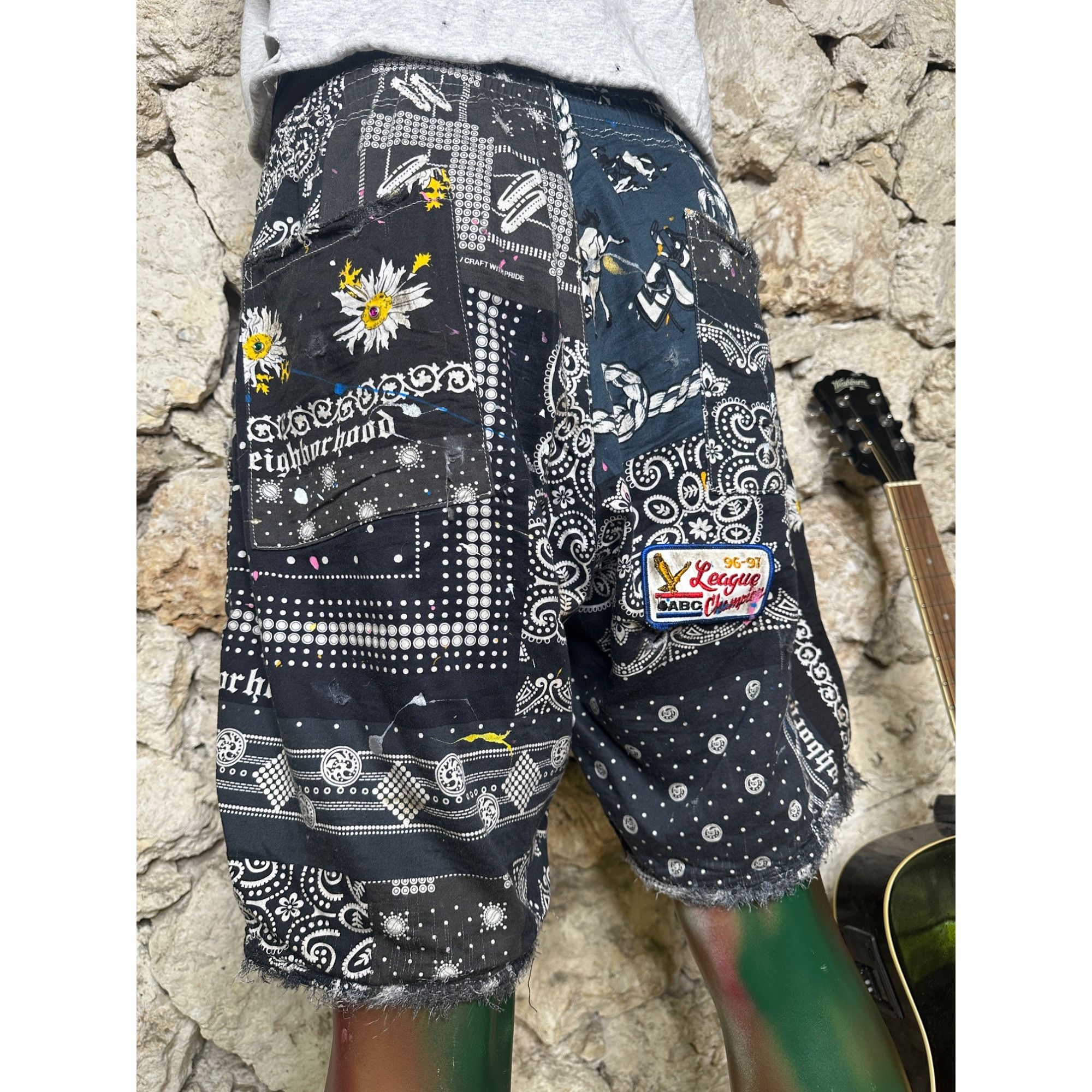 Handmade × Neighborhood DRO Lab Custom 1/1 ART x Neighborhood Bandana Paisley Bermu Size US 35 - 18 Thumbnail