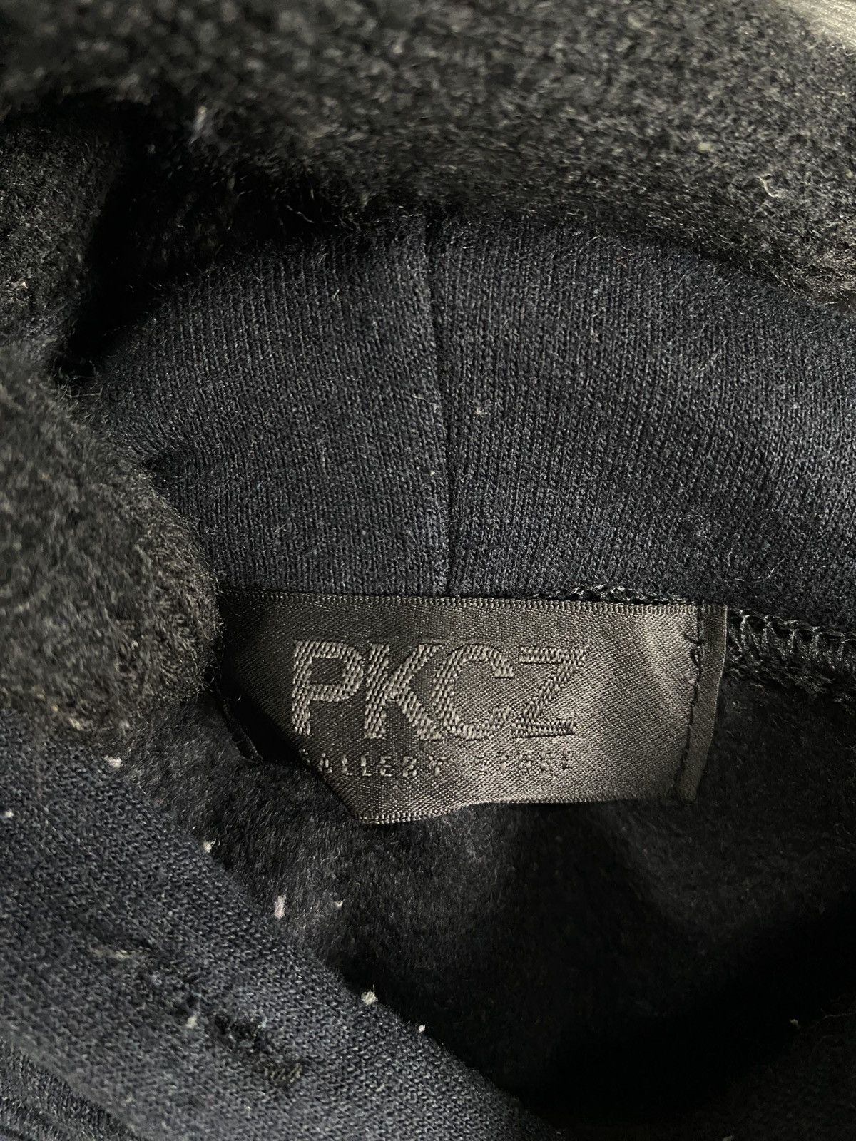 Japanese Brand Vintage PKCZ Gallery Store Generation Zombie Graphic Hoodie Size US L / EU 52-54 / 3 - 6 Thumbnail