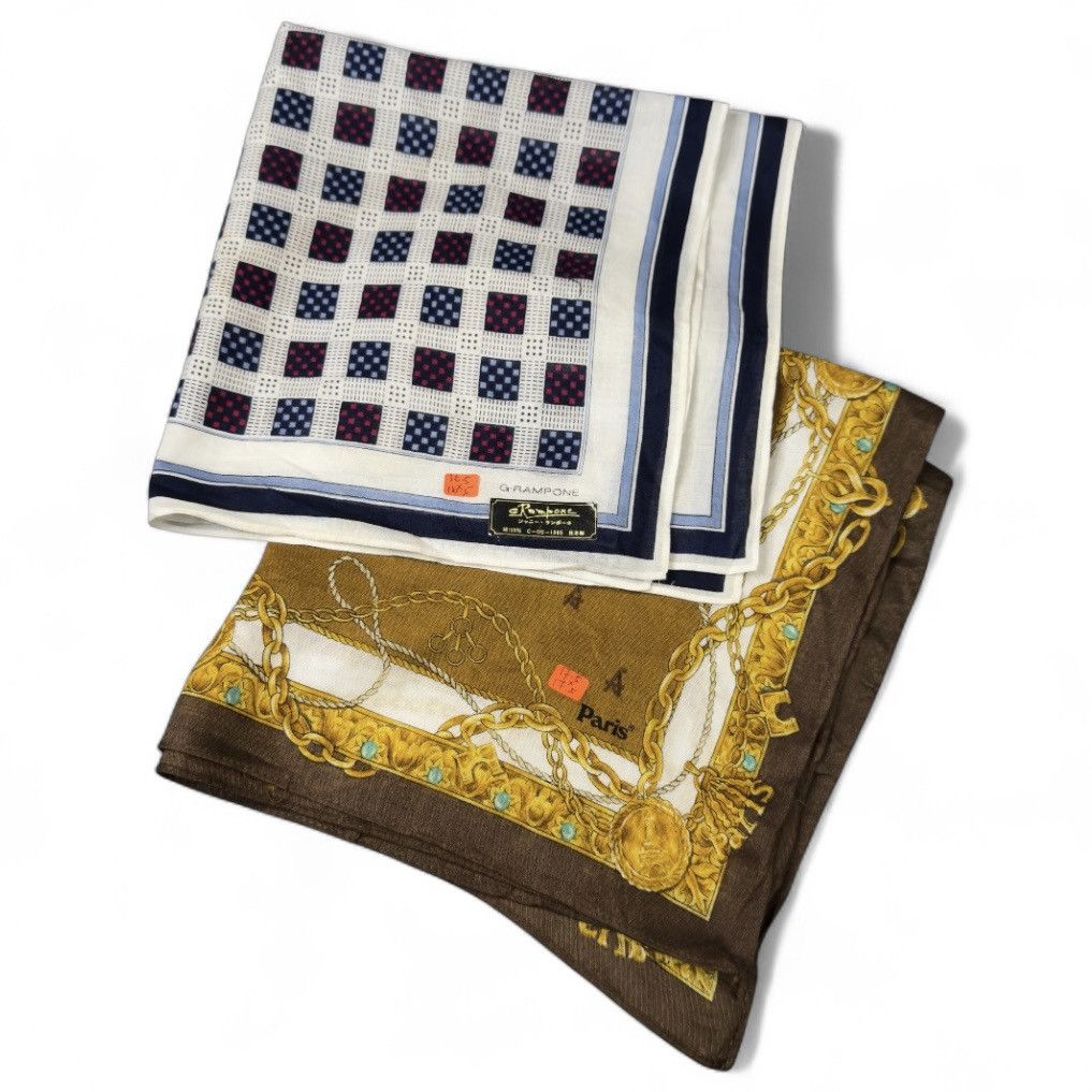 Vintage 🔥 Handkerchief | Neckerchief | Bandana | Pocket-square | Size ONE SIZE - 1 Thumbnail