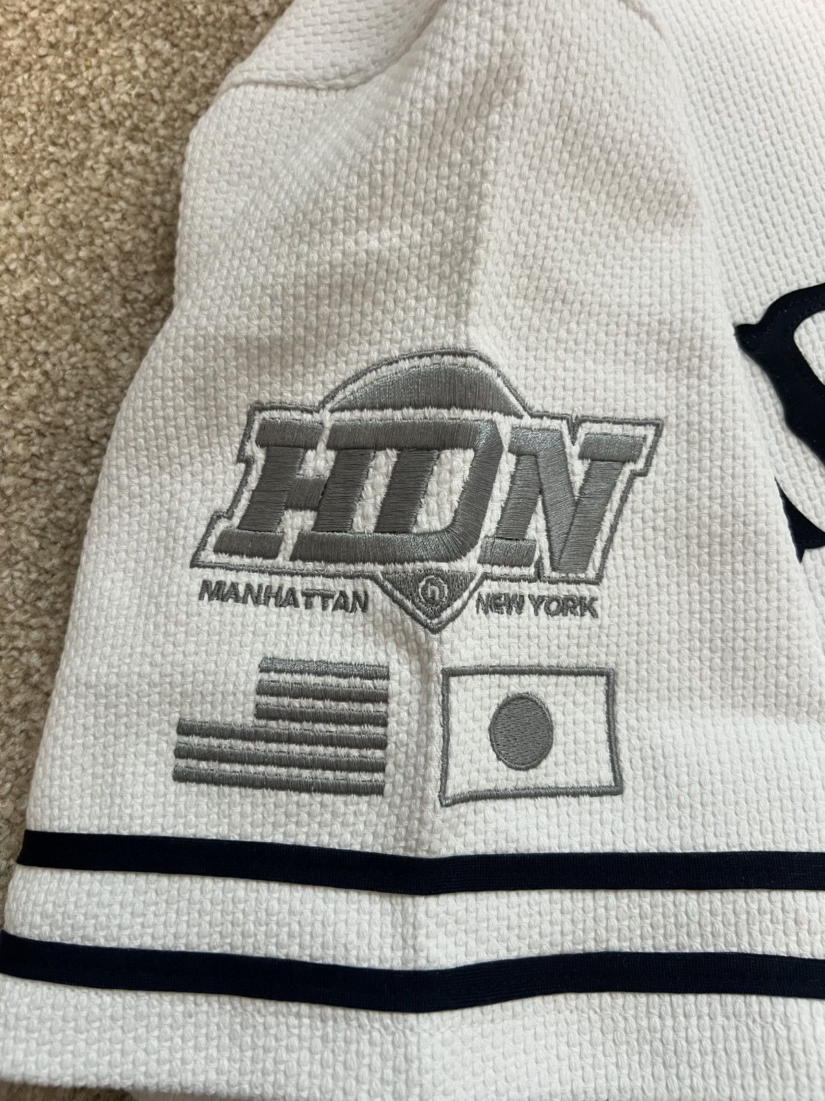 HIDDEN Hidden NY baseball jersey Size US M / EU 48-50 / 2 - 3 Thumbnail