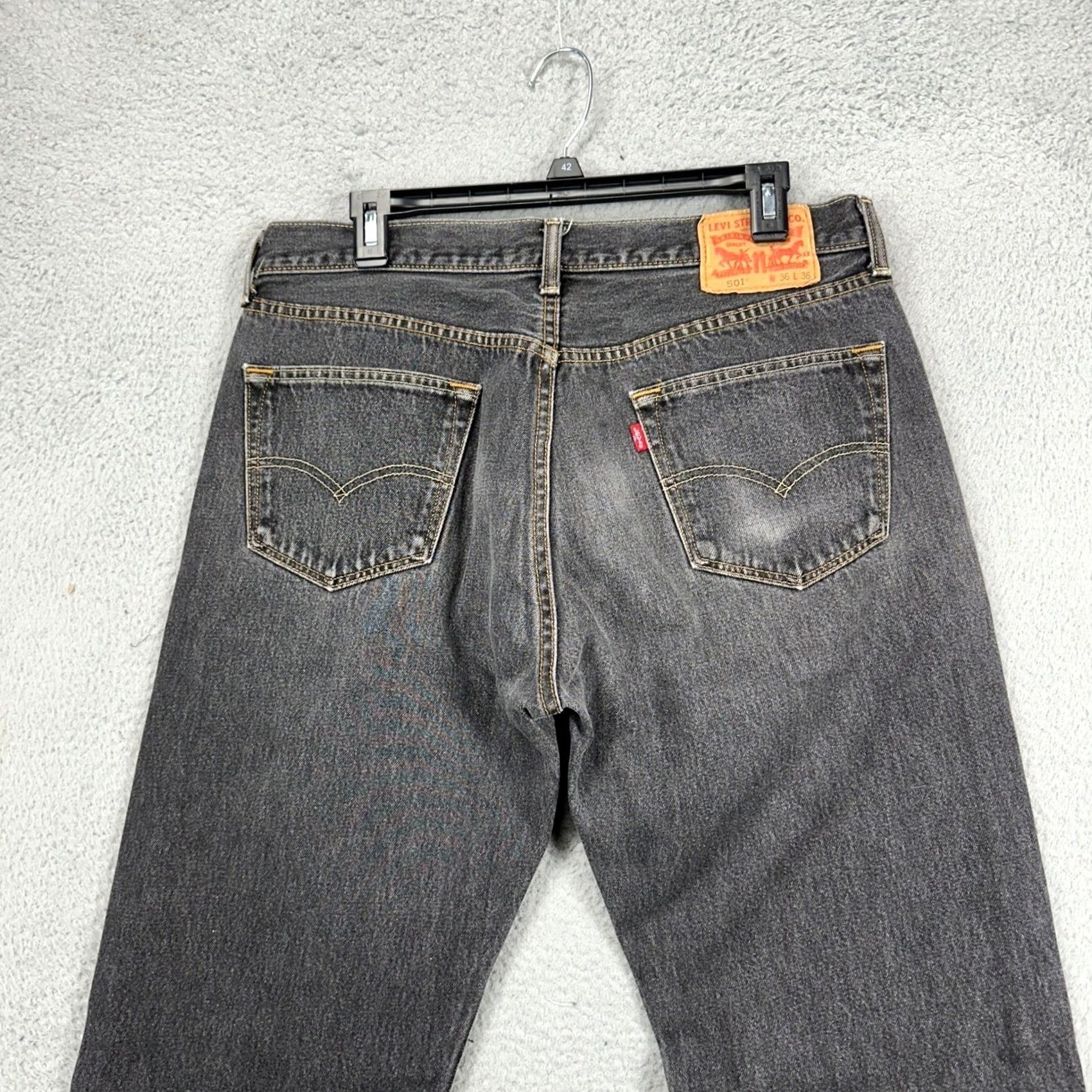 Levi's Levi's 501 Jeans Mens Straight 34x31 Grey Distressed Red Tab Denim 100% Cotton Vintage Preppy Tag Size 34x31 Mens Classic Casual Shirts? Size US 34 / EU 50 - 3 Thumbnail