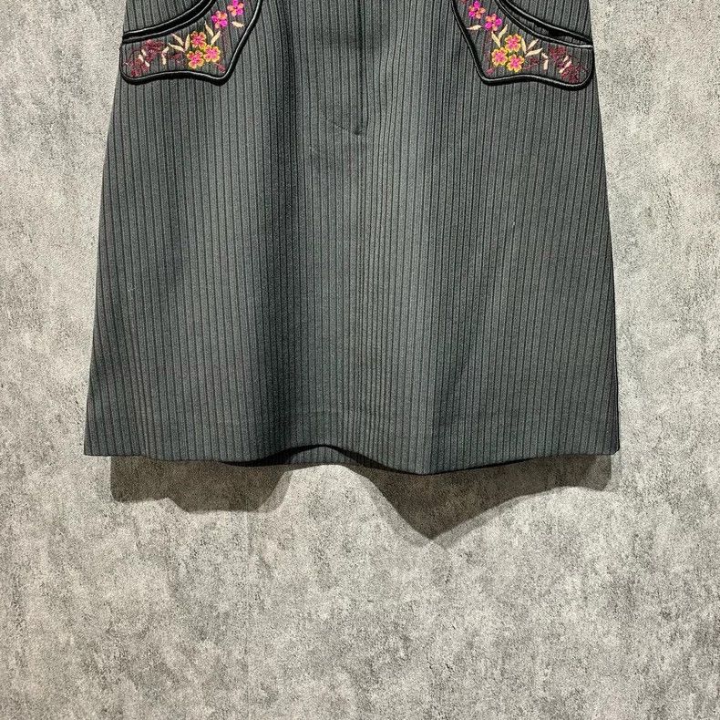 Louis Vuitton Louis Vuitton Pocket Skirt 2501-Nextarrow Size 33" - 7 Thumbnail