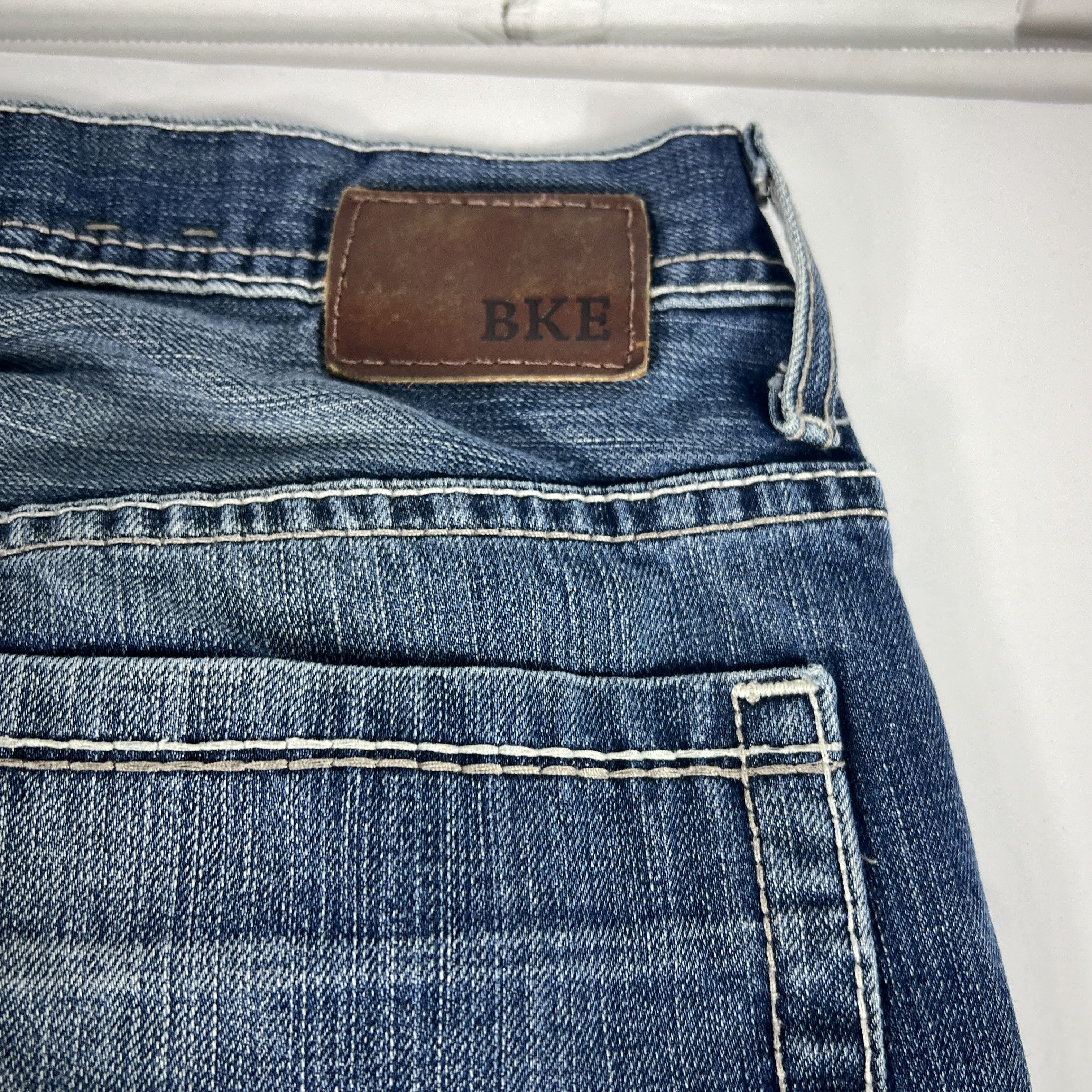 BKE BKE Jeans Long Derek Straight Blue Faded Whisker Denim Size US 37 - 14 Thumbnail