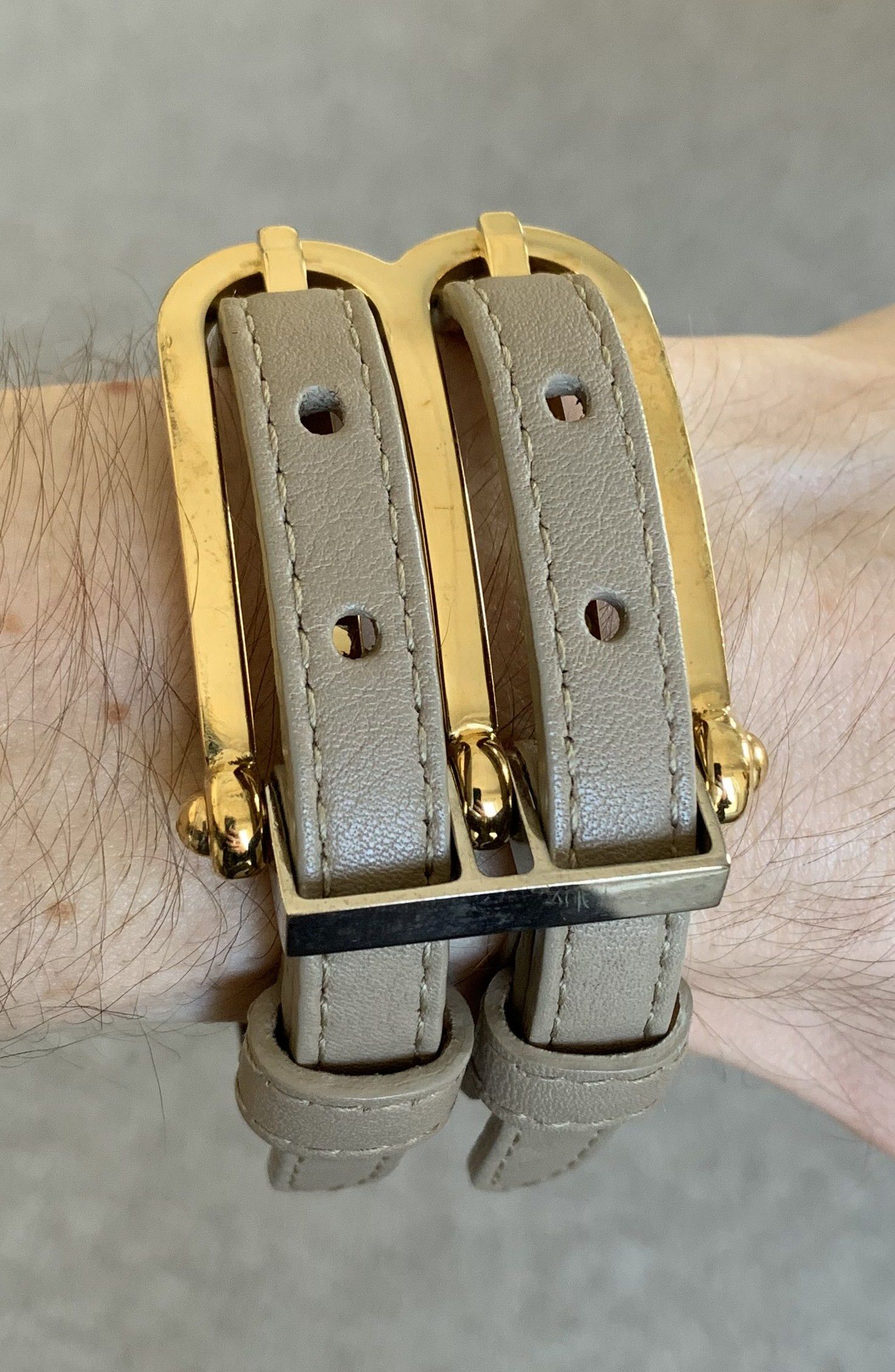 Balenciaga Balenciaga B-Logo Leather Bracelet Size ONE SIZE - 1 Thumbnail