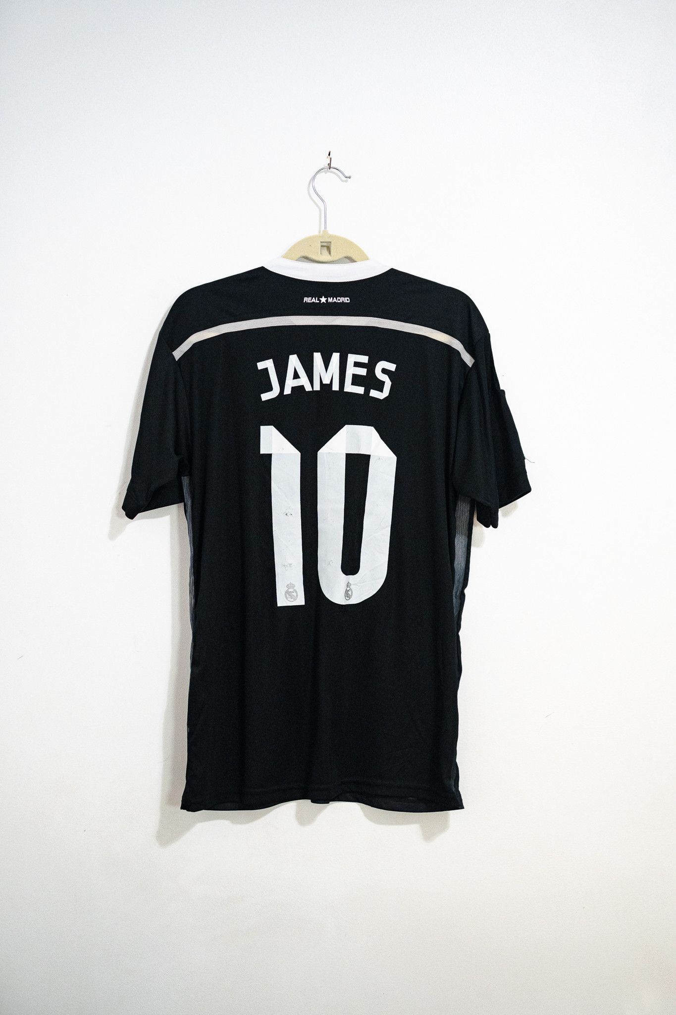 Yohji Yamamoto Real Madrid X Yohji Yamamoto 2014 Kit Rodriguez James Size US M / EU 48-50 / 2 - 2 Thumbnail