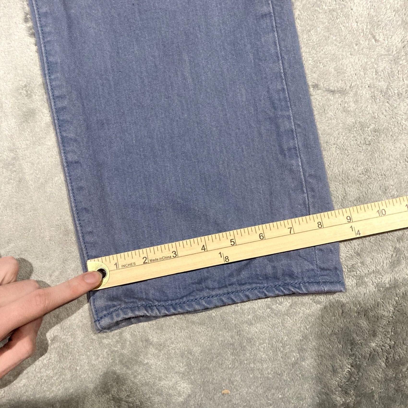 Levi's Levi's 501 Jeans Button Fly Mens Size 34x31 Blue Medium Wash Straight Leg Regular Fit Denim 100% Cotton Classic Vintage? Size US 38 / EU 54 - 4 Thumbnail