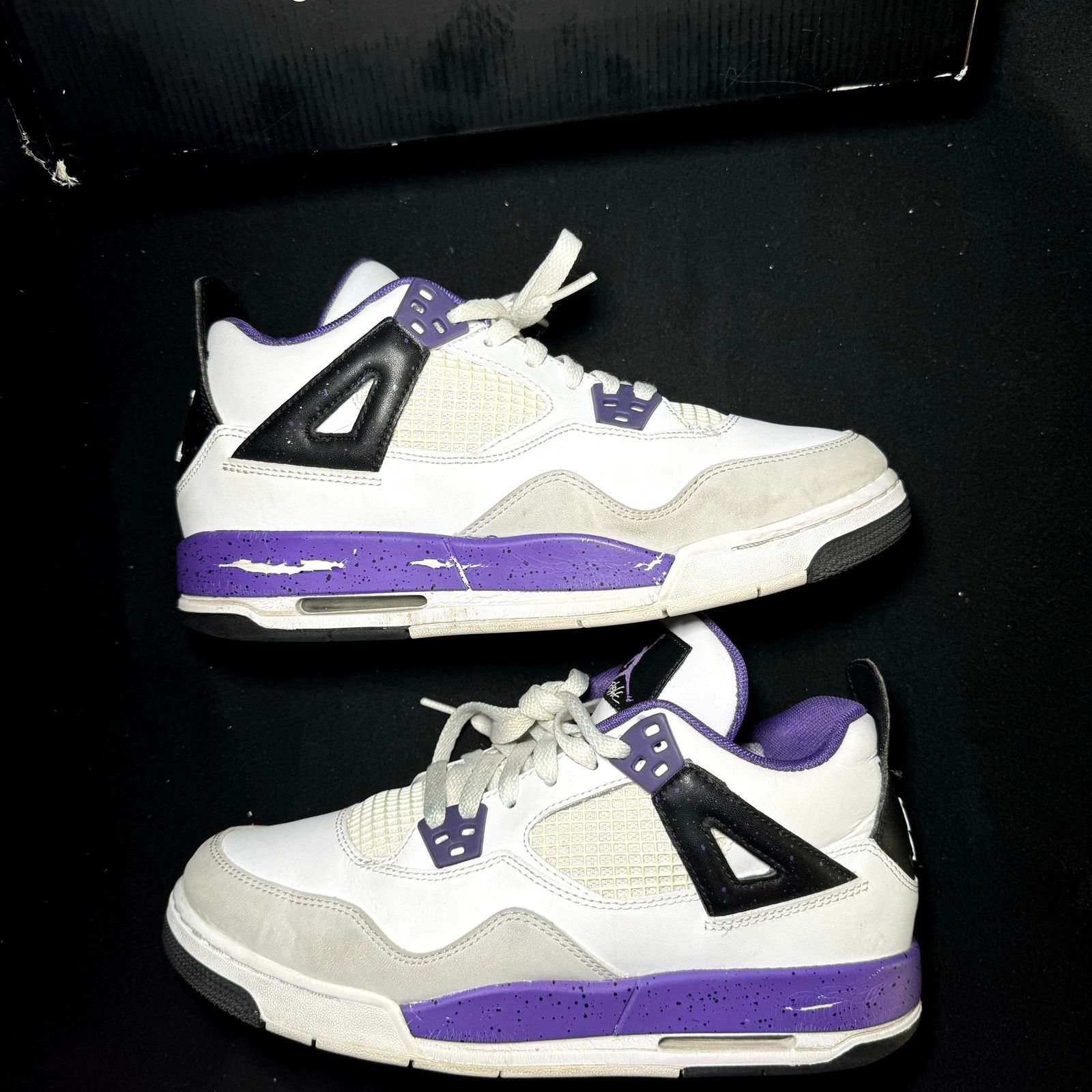 Jordan Brand × Nike Nike Air Jordan 4 Retro GS UItraviolet Men's Shoes - Size 7 Size US 7 / EU 40 - 4 Thumbnail