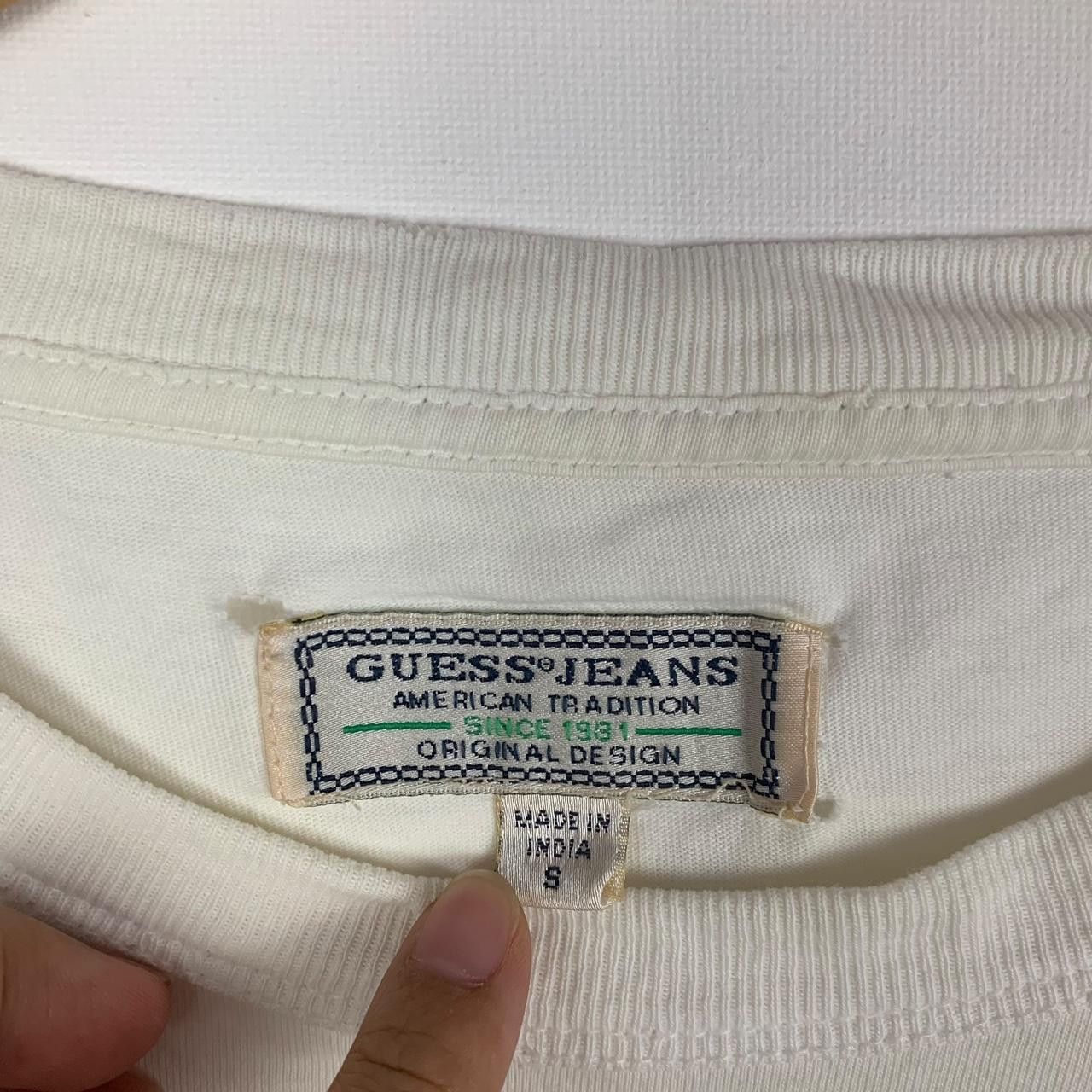 Vintage Vintage GUESS USA JEANS Collection Distress Design Tee Shirt Size US S / EU 44-46 / 1 - 3 Thumbnail