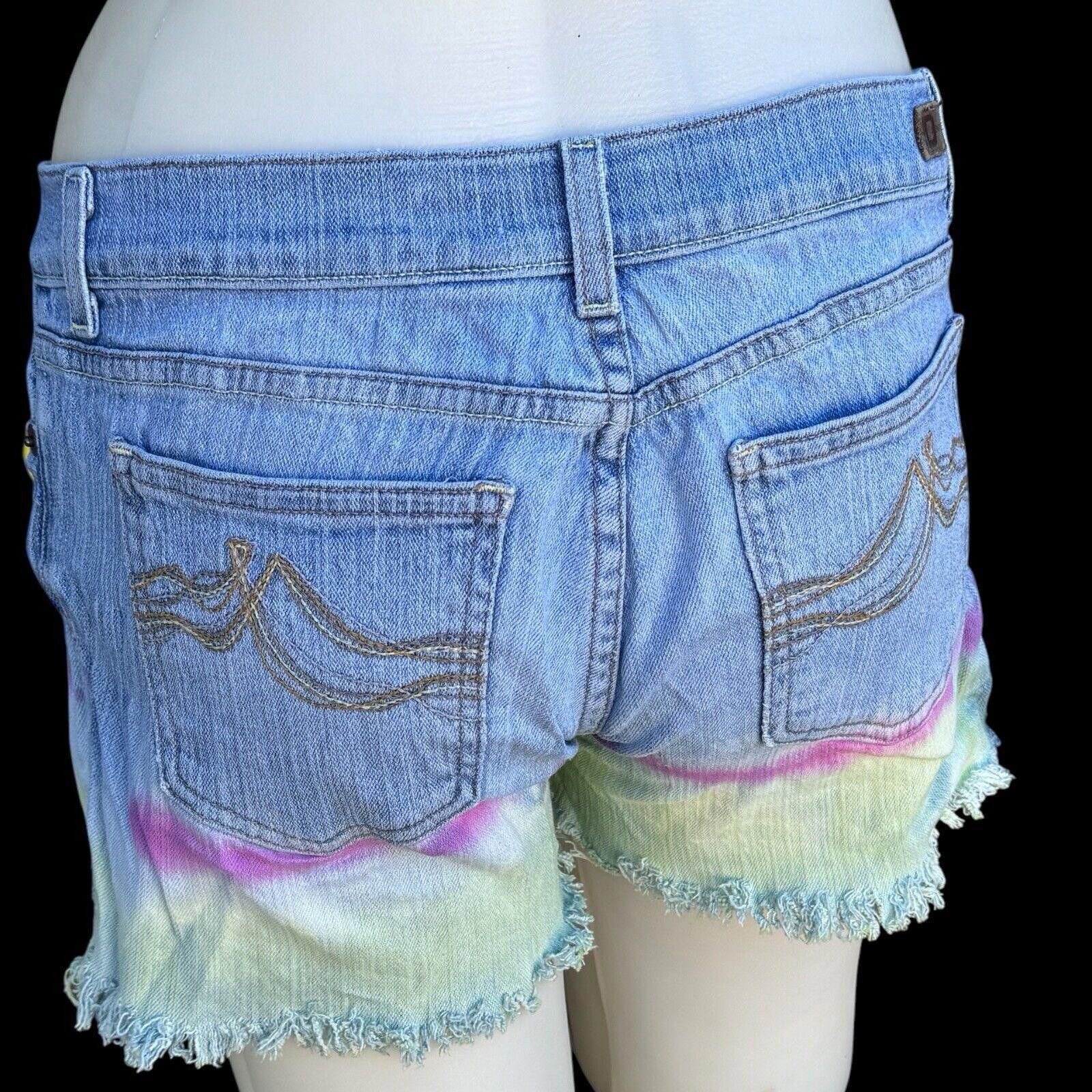 DKNY Vintage DKNY Dip Dyed Cut Off Jean Shorts Sz 7 Jr Size 28" / US 6 / IT 42 - 3 Thumbnail