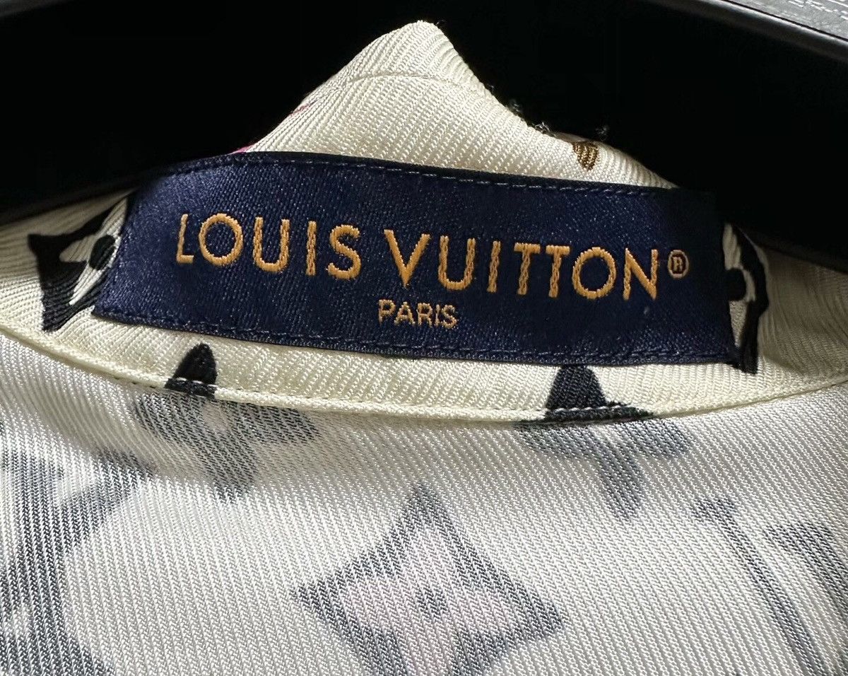 Louis Vuitton × Tyler The Creator Louis Vuitton Tyler M Monogram Short Sleev Silk Dress Shirt Size US M / EU 48-50 / 2 - 4 Thumbnail