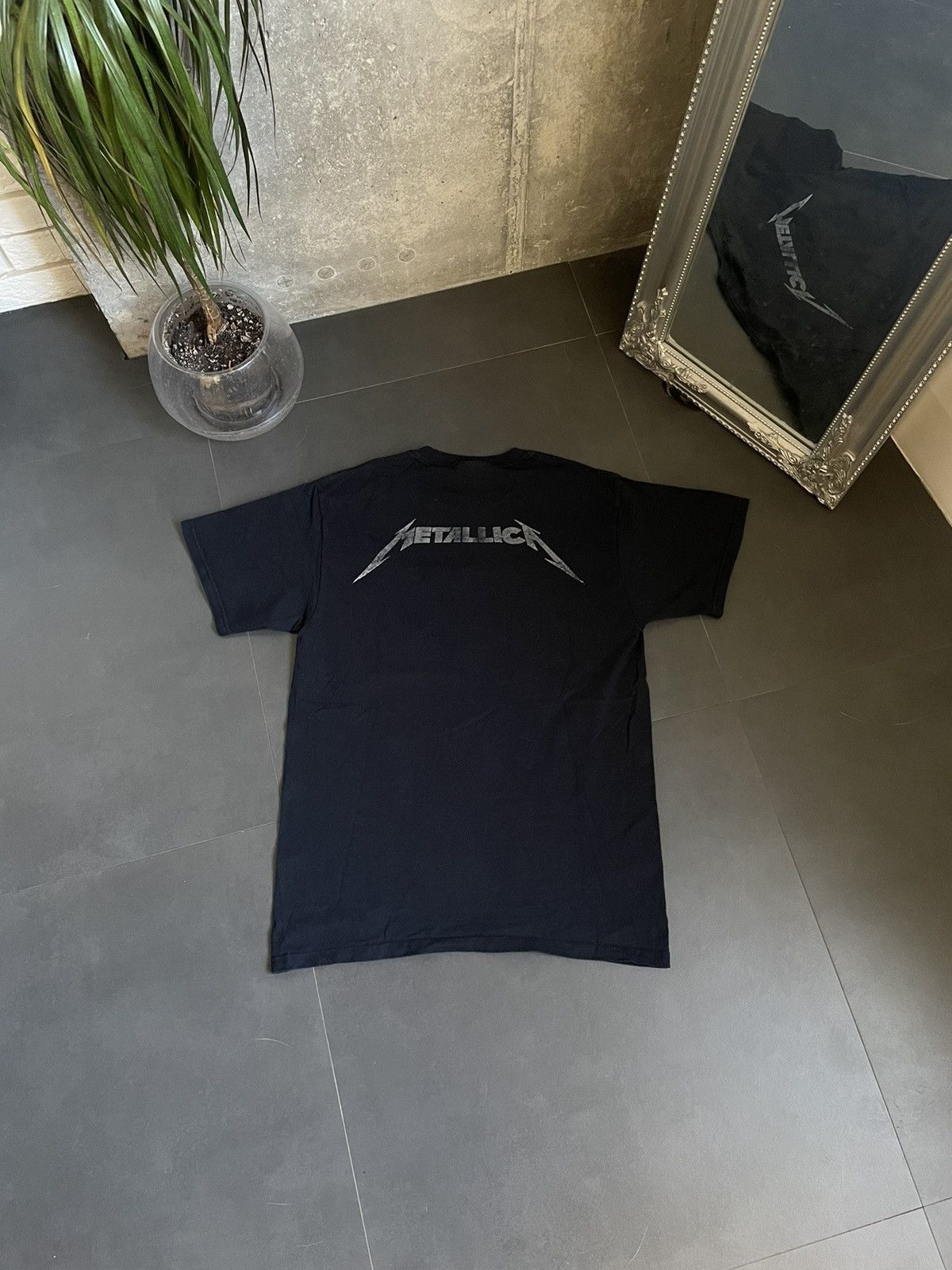 Band Tees × Vintage Vintage Metallica Band Tee Guitar 🎸 Over Print Y2k Size US M / EU 48-50 / 2 - 2 Thumbnail