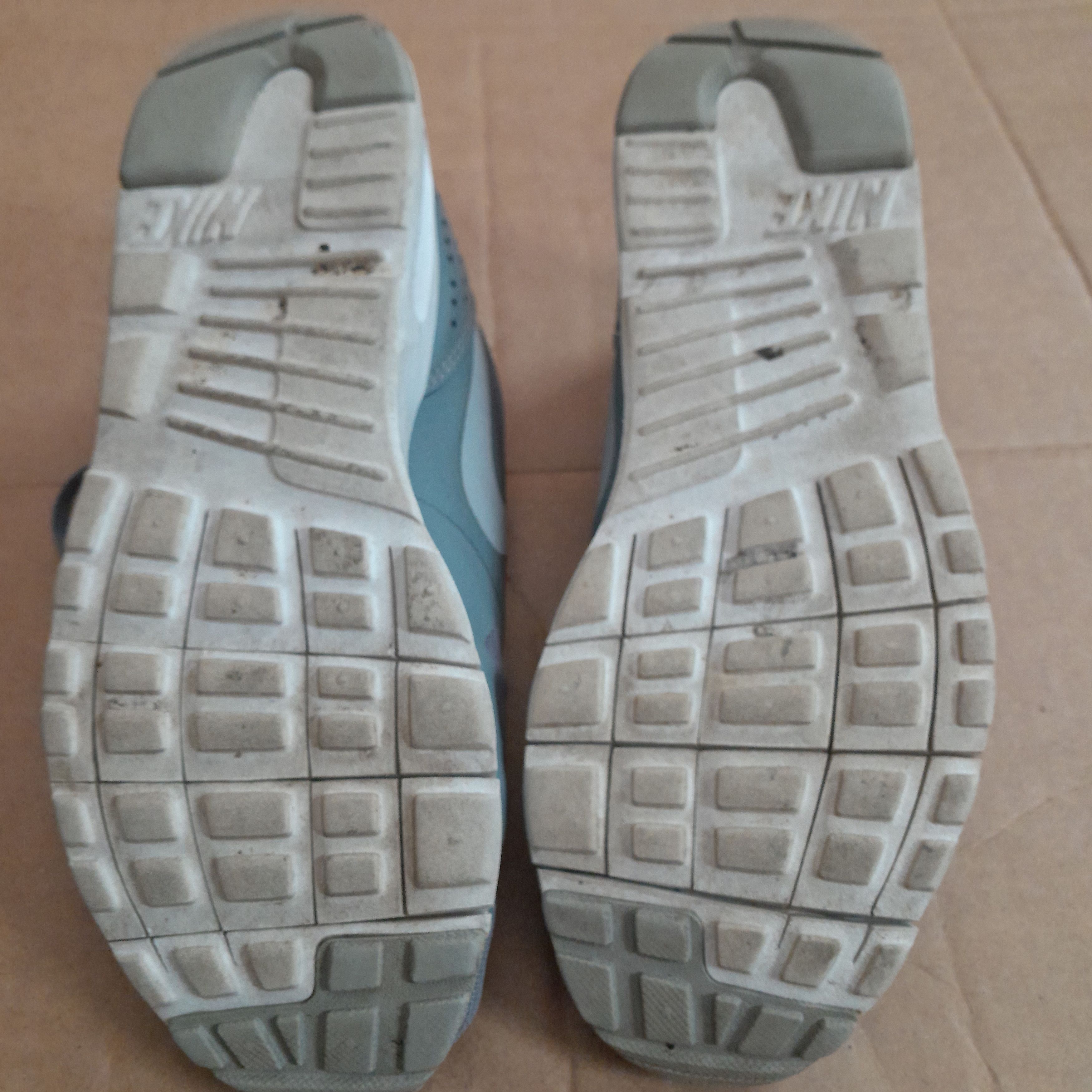 Nike ike Women’s Air Max Tavas Gray Running Shoes Size US 5.5 / IT 35.5 - 6 Thumbnail