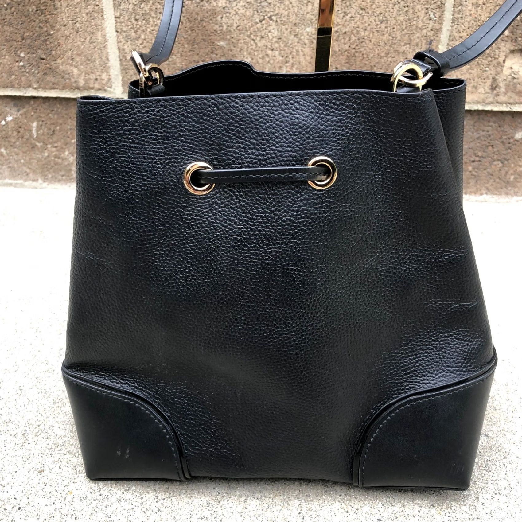 Michael Kors MICHAEL KORS Mercer Bucket Purse Women's Crossbody Bag Leather Drawstring Black Bag Crossbody Womens Medium Leather Black Mercer Bucket Purse Mens? Size ONE SIZE - 3 Thumbnail