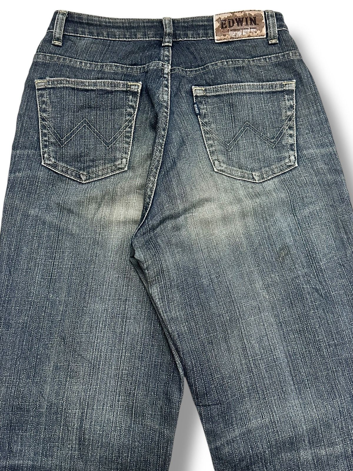 Edwin × Japanese Brand Edwin Vintage Flare Style With Faded Wash Size US 26 / EU 42 - 5 Thumbnail