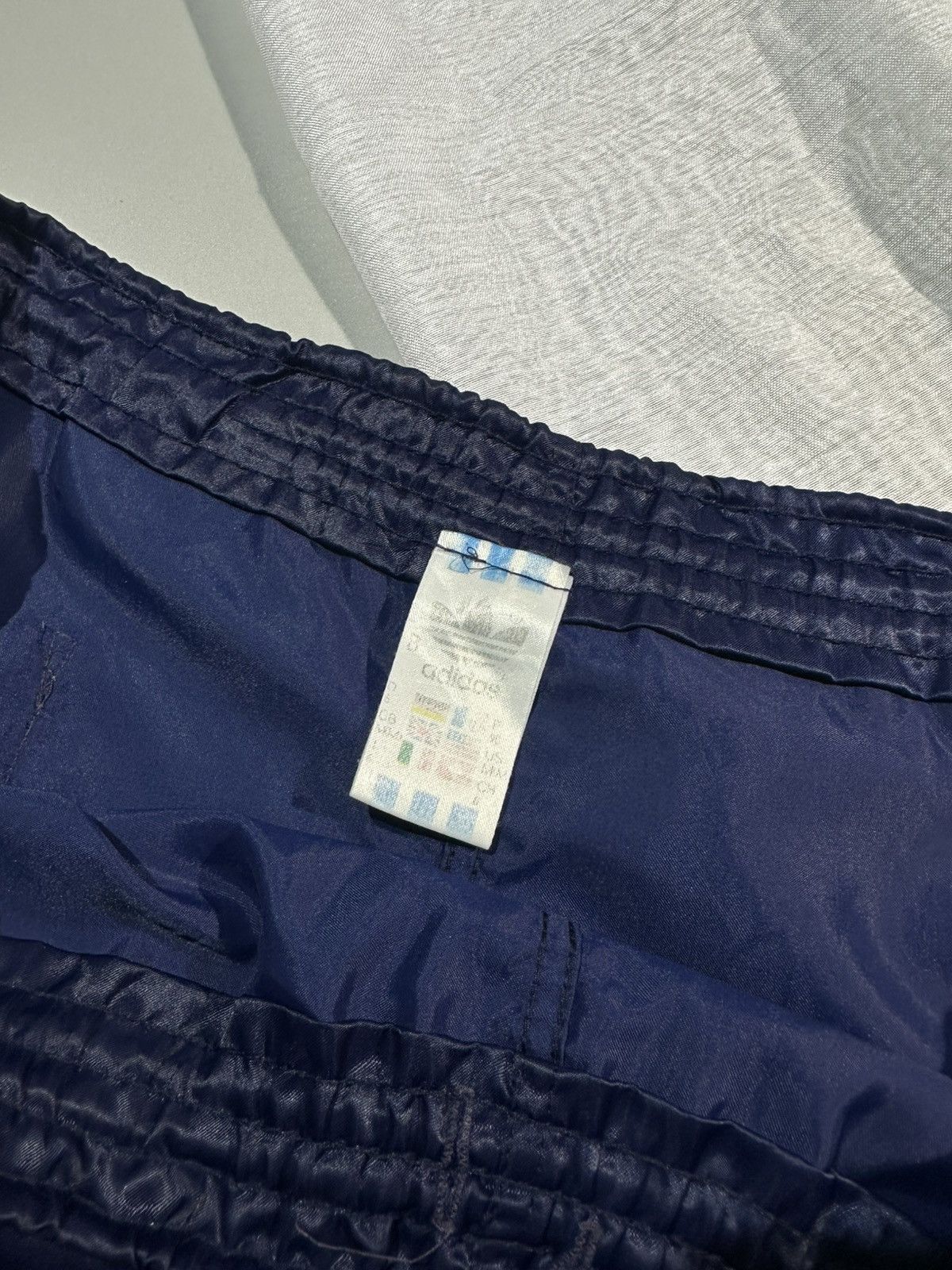 Adidas Vtg 70s Adidas Pinstripe Sprinter Shorts West in Germany Size US 34 / EU 50 - 11 Thumbnail