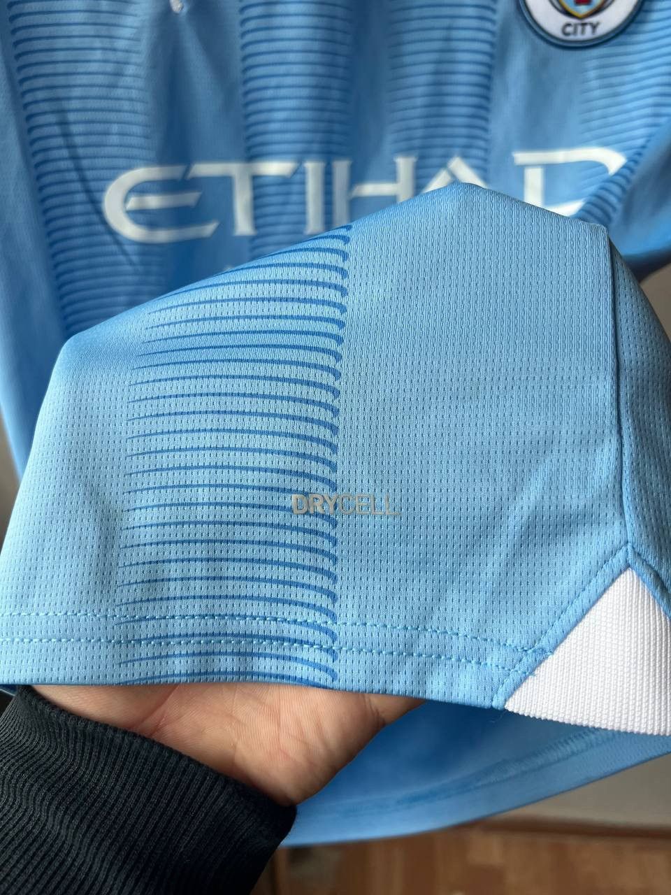 Puma 2023/24 MANCHESTER CITY HOME SOCCER JERSEY FOOTBALL SHIRT S Size US S / EU 44-46 / 1 - 9 Thumbnail