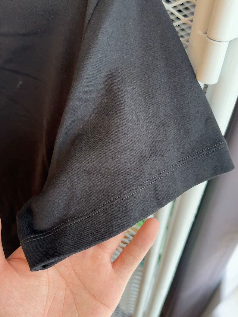 Louis Vuitton louis vuitton Black short sleeve T-shirt Size US S / EU 44-46 / 1 - 6 Thumbnail