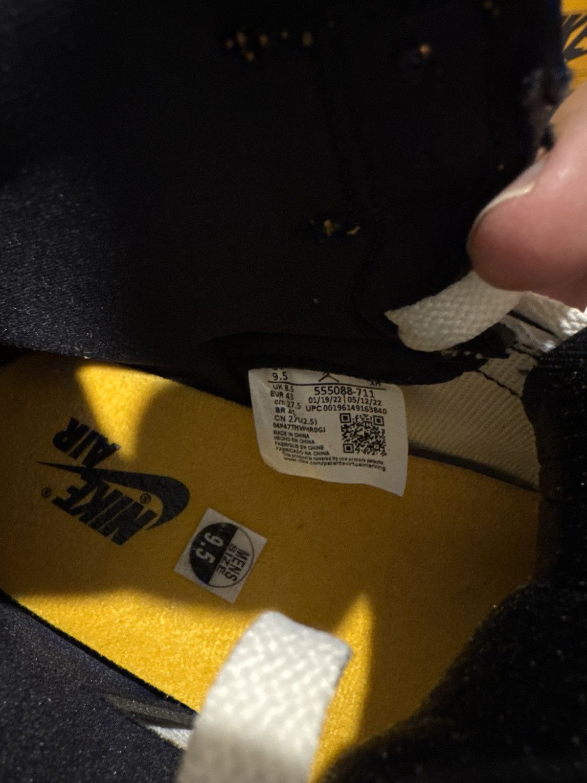 Nike Nike jordan 1 taxi size 9.5 Size US 9.5 / EU 42-43 - 3 Thumbnail