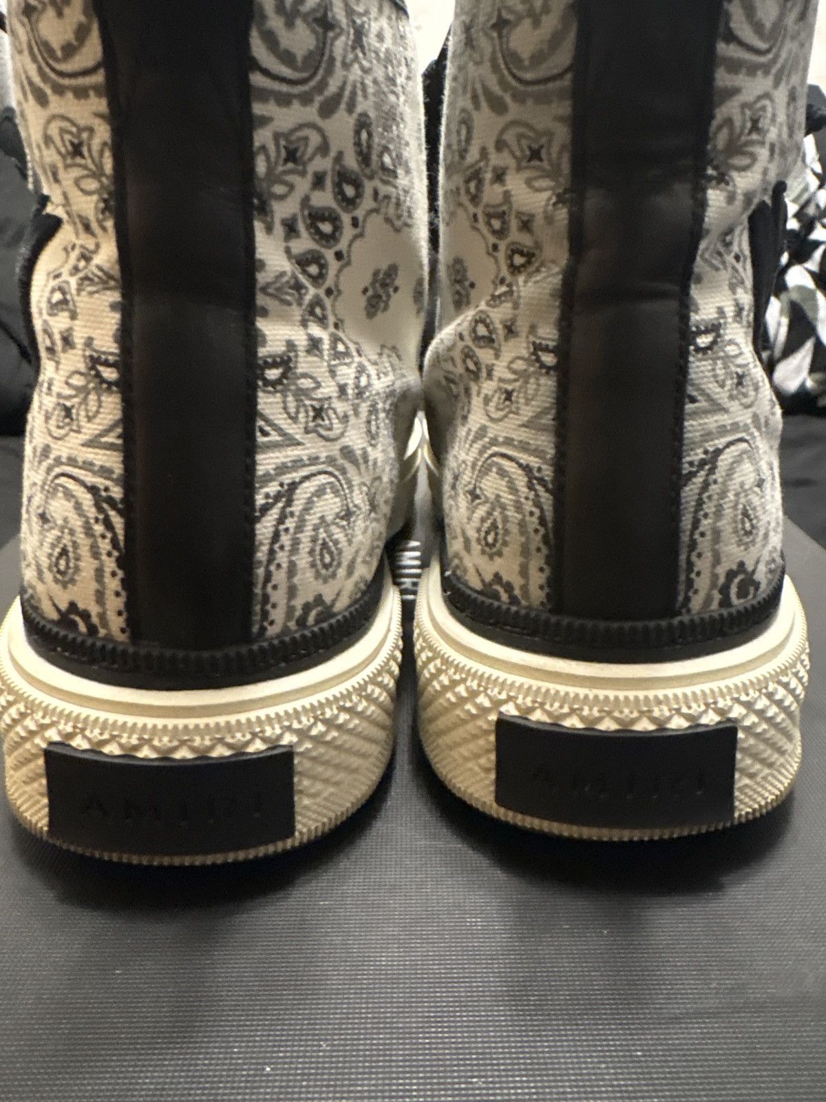 Amiri AMIRI Bandana High Top Sneakers – Black/White Size US 9 / EU 42 - 6 Thumbnail