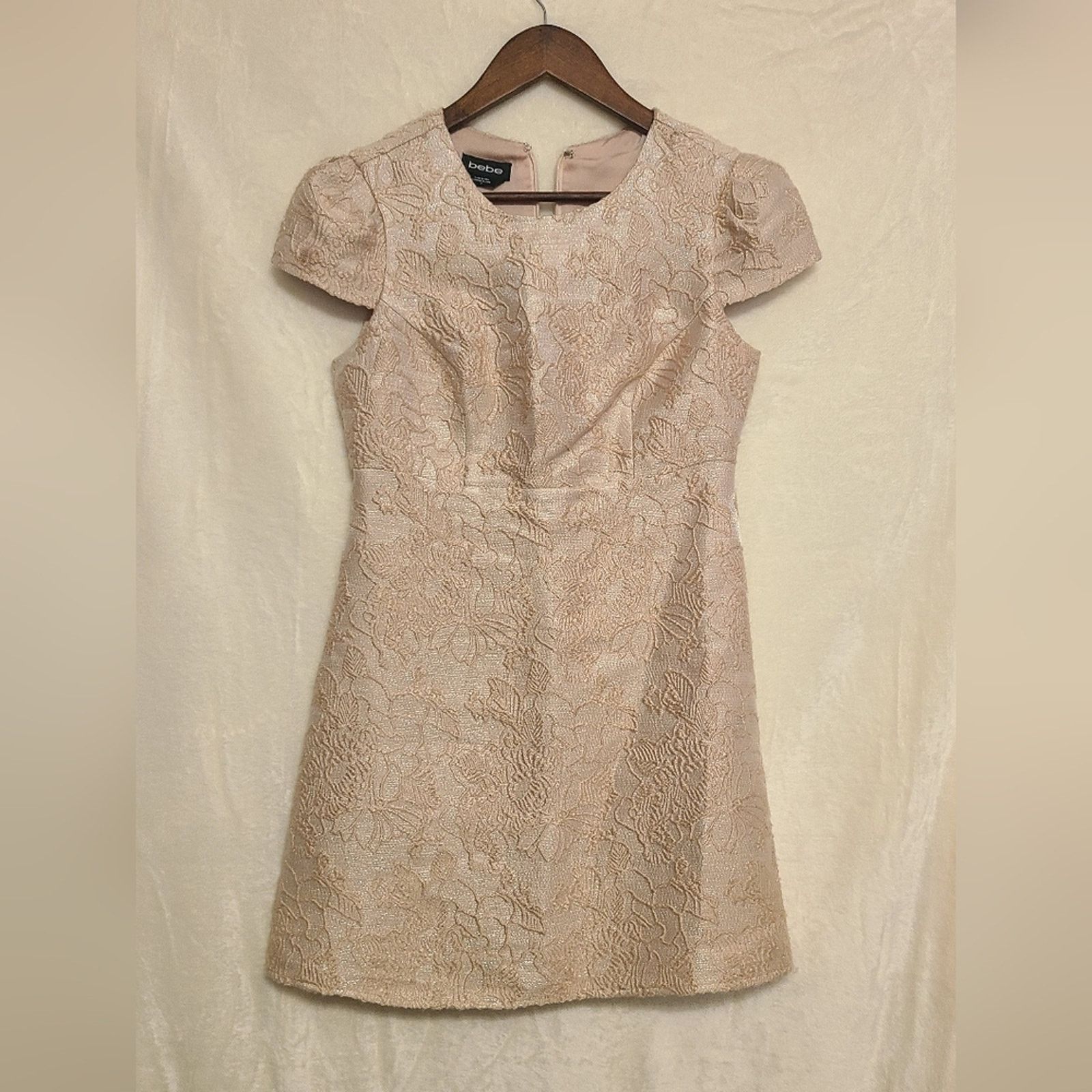 Bebe Bebe Cream Lace Overlay Dress Size 4 Size S / US 4 / IT 40 - 1 Thumbnail